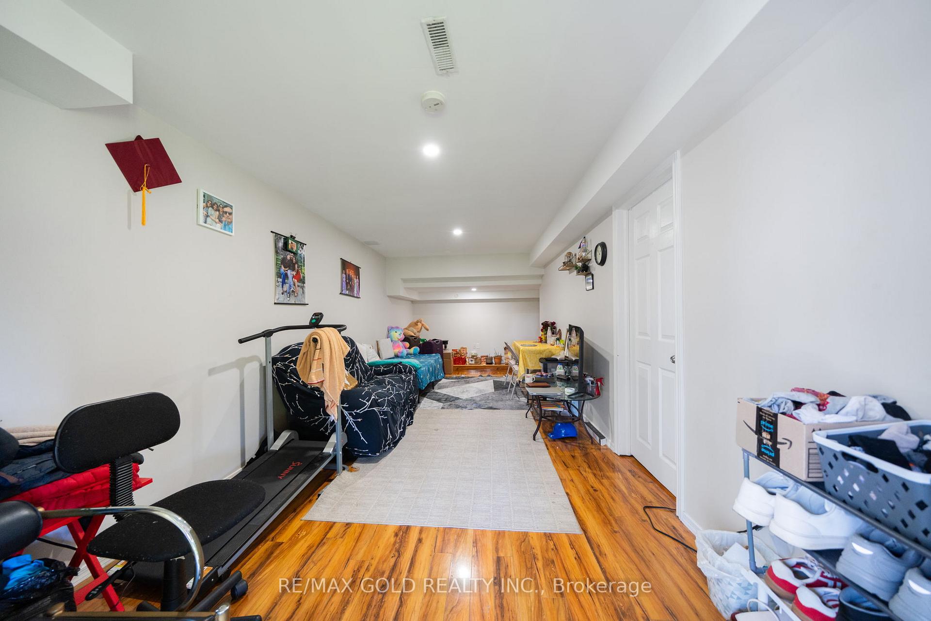 Photo 46 of 12 Pefferlaw Drive, Brampton, Bram West — HOMEH