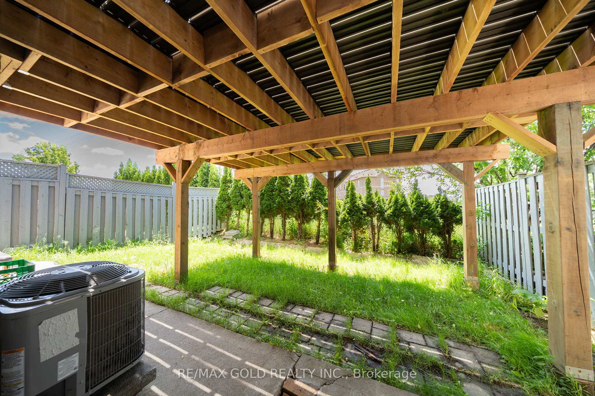 Photo 49 of 12 Pefferlaw Drive, Brampton, Bram West — HOMEH