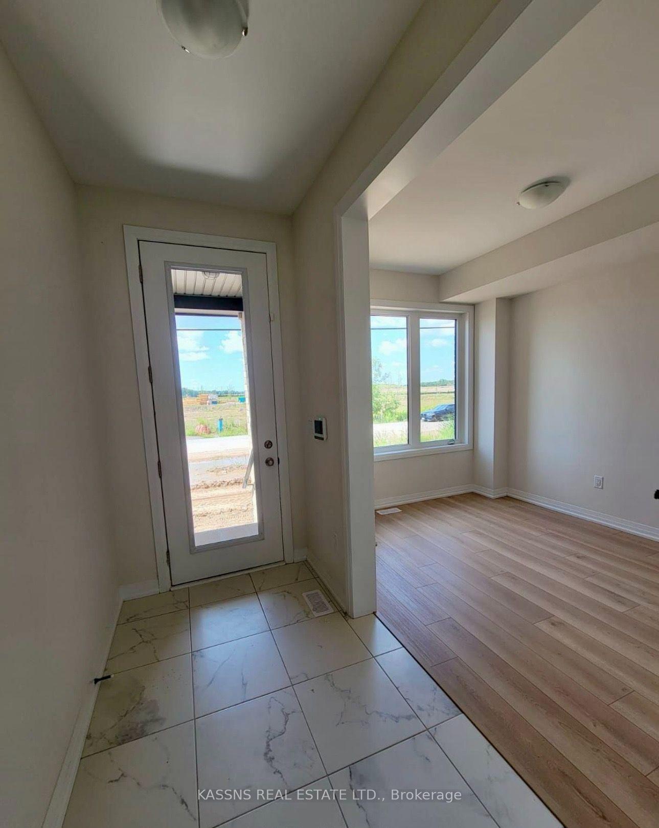 Photo 4 of 3305 Sixth Line, Oakville, Glenorchy — HOMEH