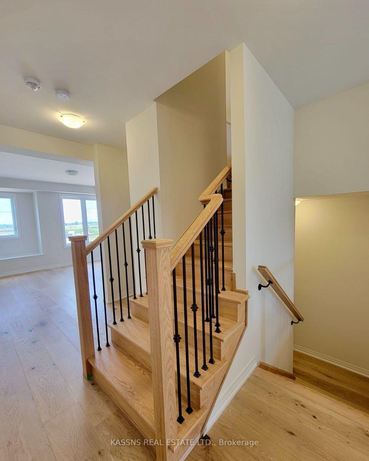 Photo 8 of 3305 Sixth Line, Oakville, Glenorchy — HOMEH