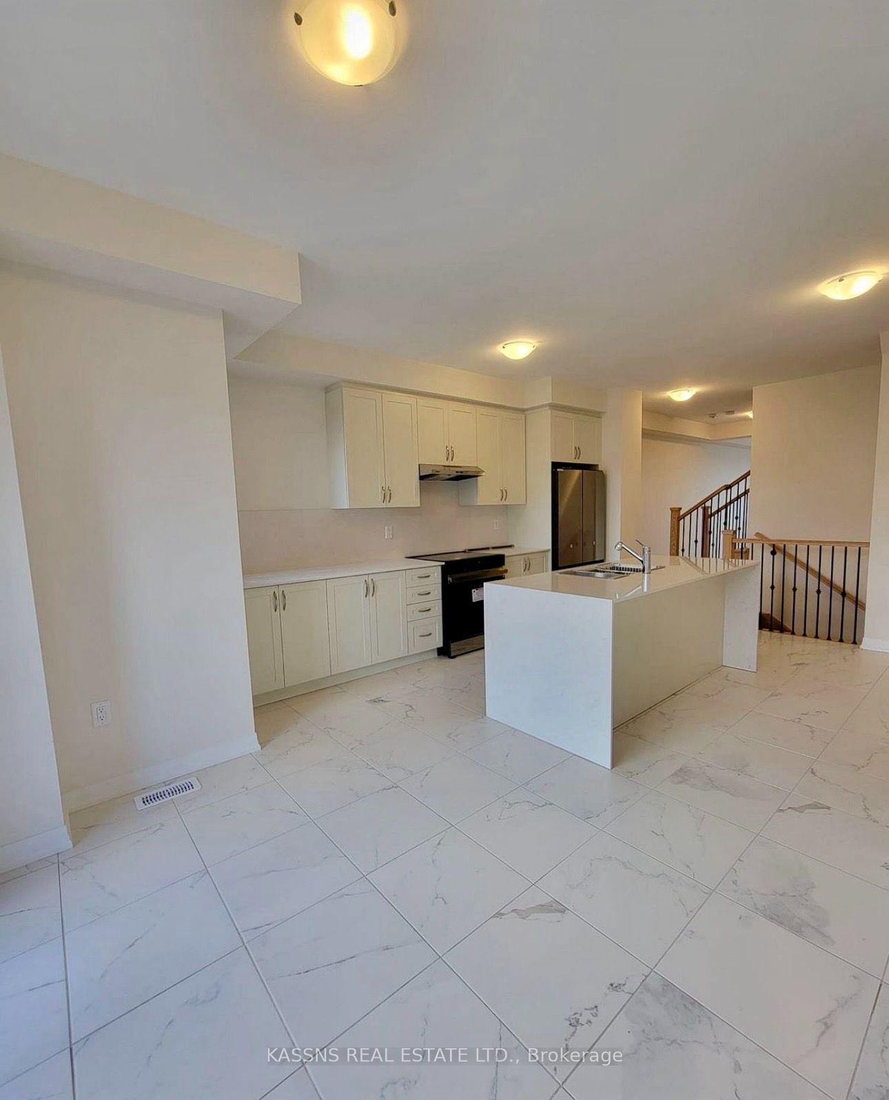 Photo 10 of 3305 Sixth Line, Oakville, Glenorchy — HOMEH