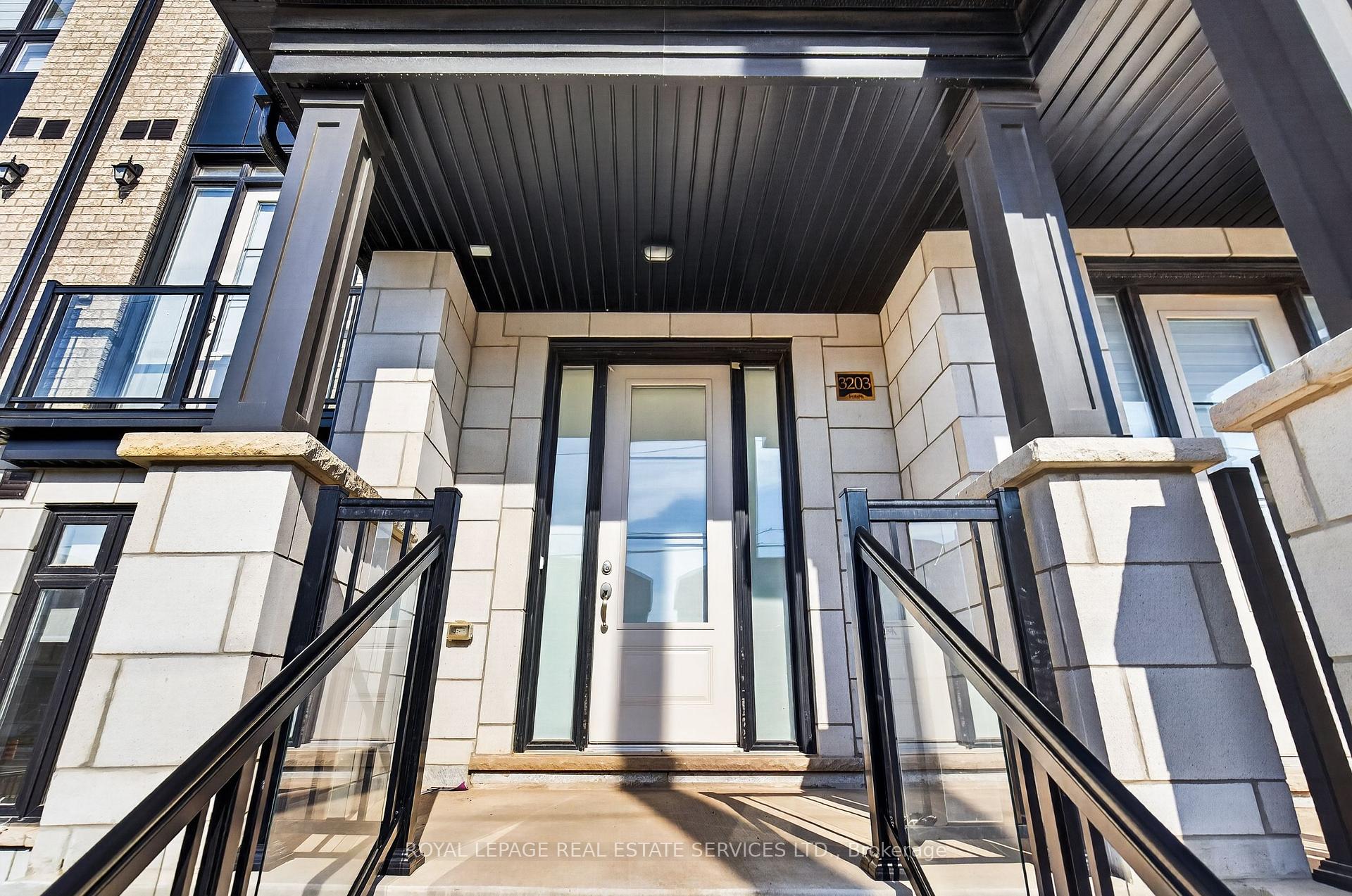 Photo 2 of Unit Unit 1, 3203 Sixth Line, Oakville, Glenorchy — HOMEH
