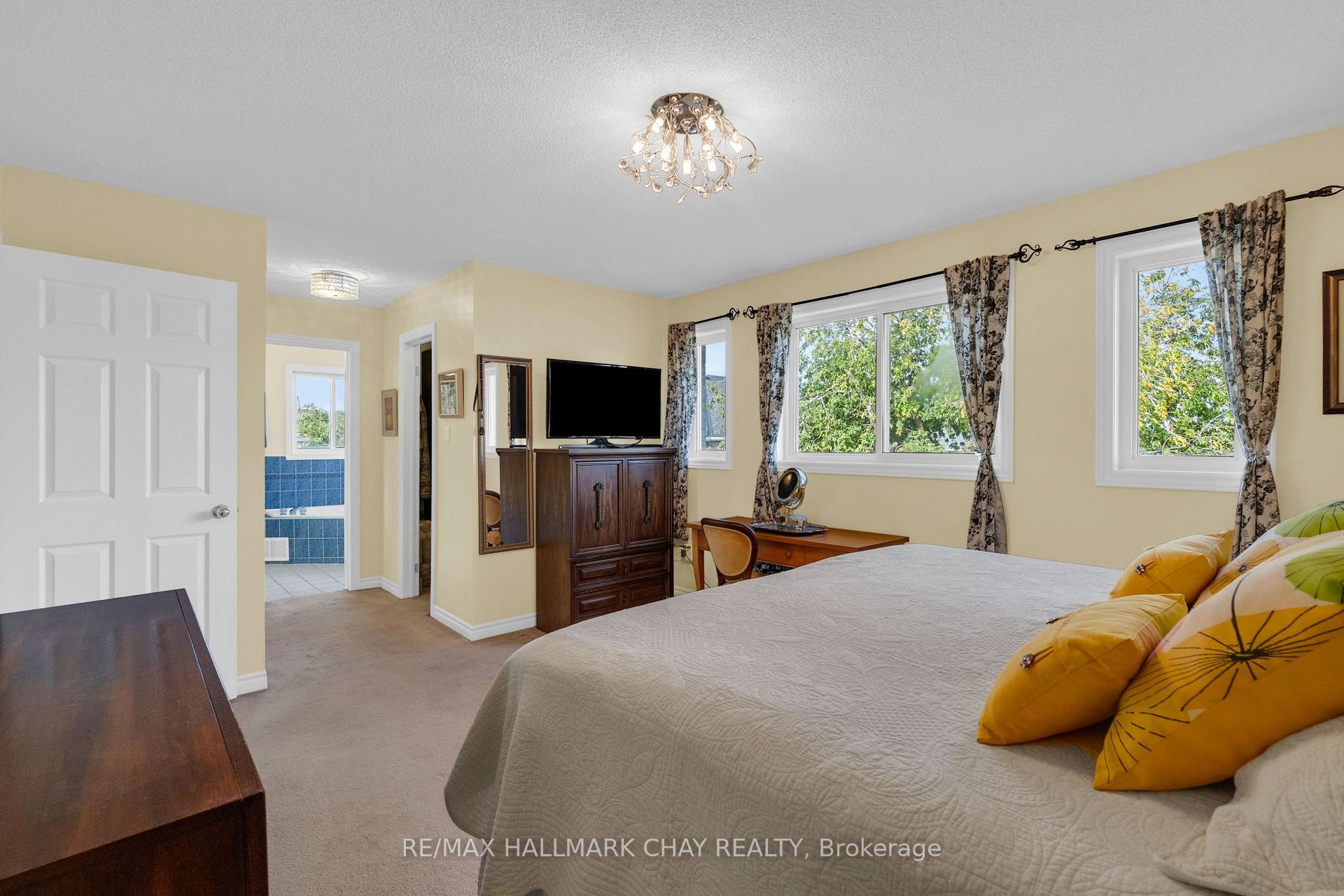 Photo 22 of 6 Whispering Pine Place, Barrie, Bayshore — HOMEH