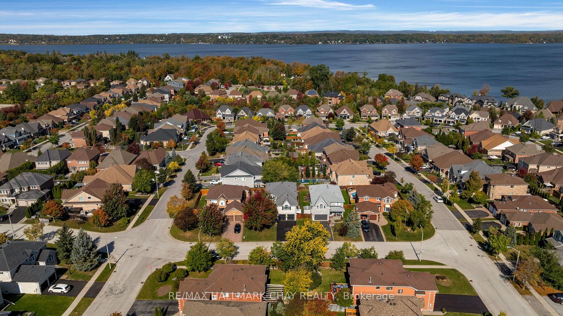 Photo 39 of 6 Whispering Pine Place, Barrie, Bayshore — HOMEH