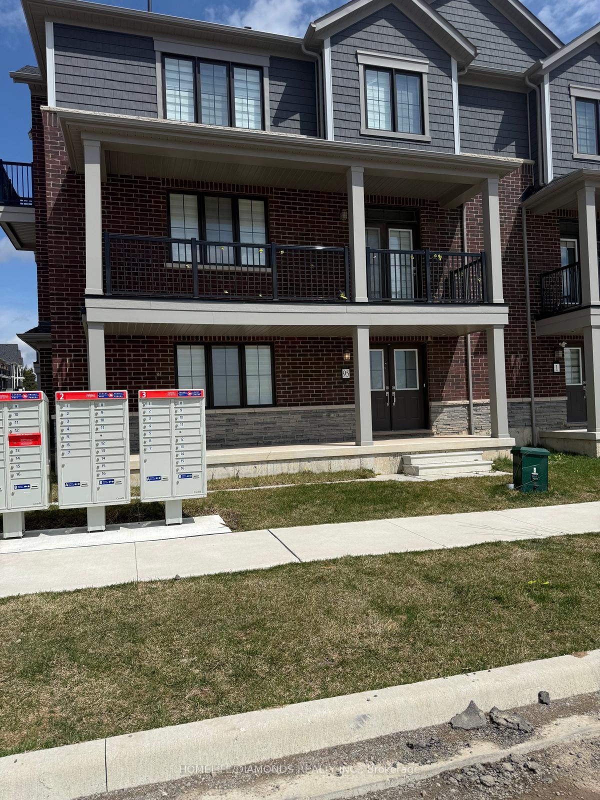 Photo 4 of 95 Norwich Crescent, Haldimand — HOMEH