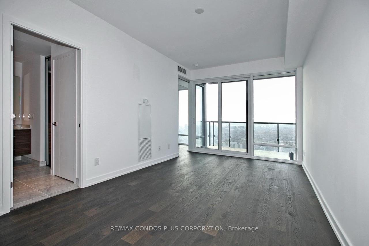 Photo 4 of Unit 3811, 488 University Avenue, Toronto, Kensington-Chinatown — HOMEH