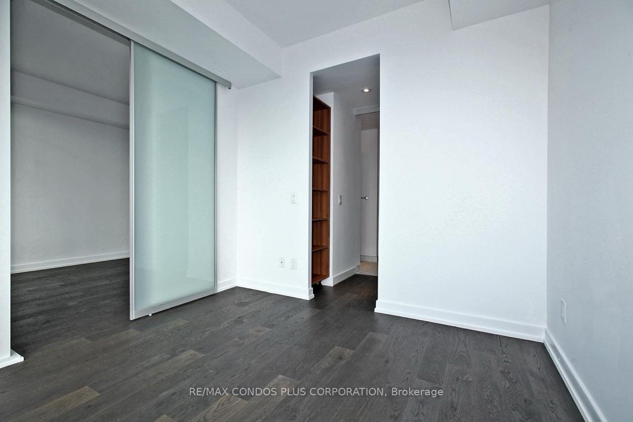 Photo 7 of Unit 3811, 488 University Avenue, Toronto, Kensington-Chinatown — HOMEH