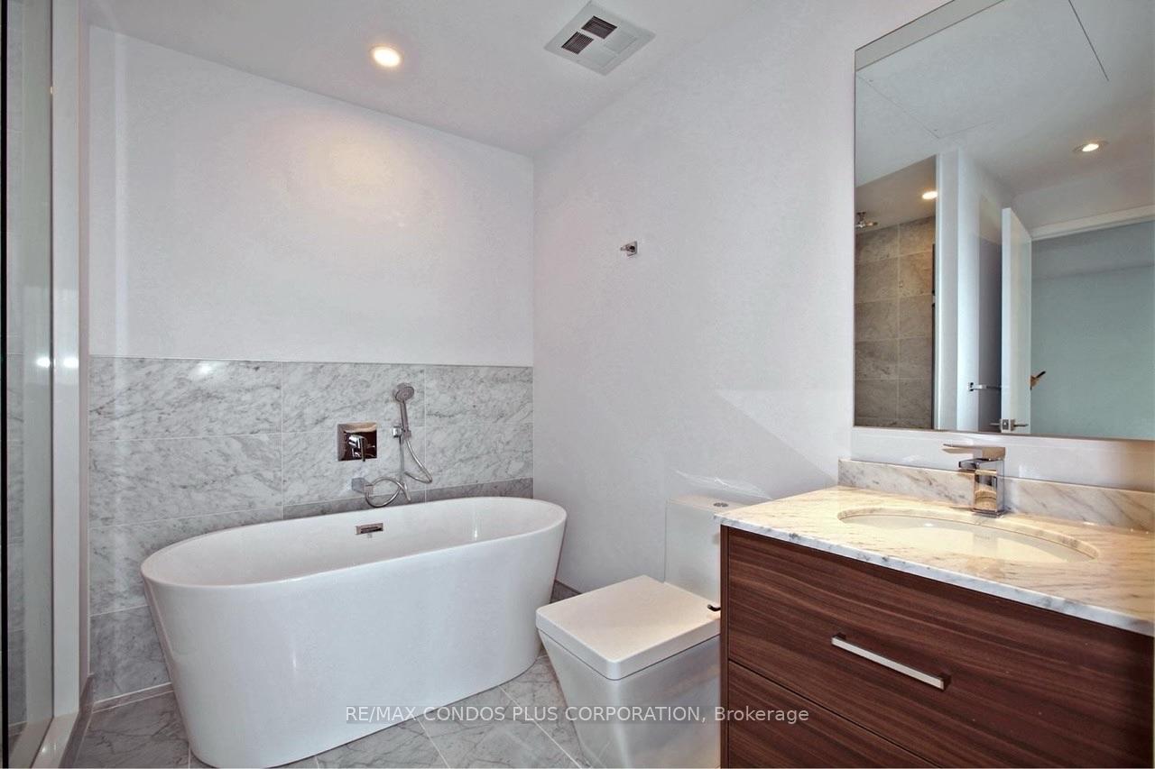 Photo 8 of Unit 3811, 488 University Avenue, Toronto, Kensington-Chinatown — HOMEH