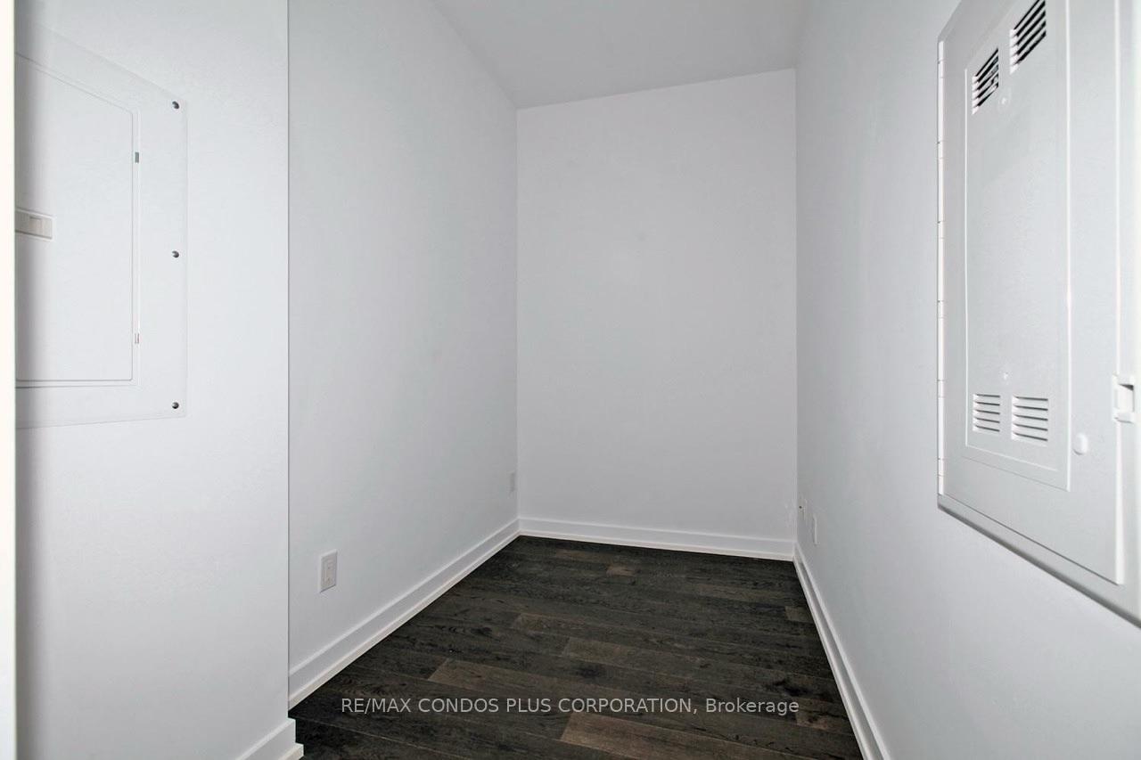 Photo 10 of Unit 3811, 488 University Avenue, Toronto, Kensington-Chinatown — HOMEH