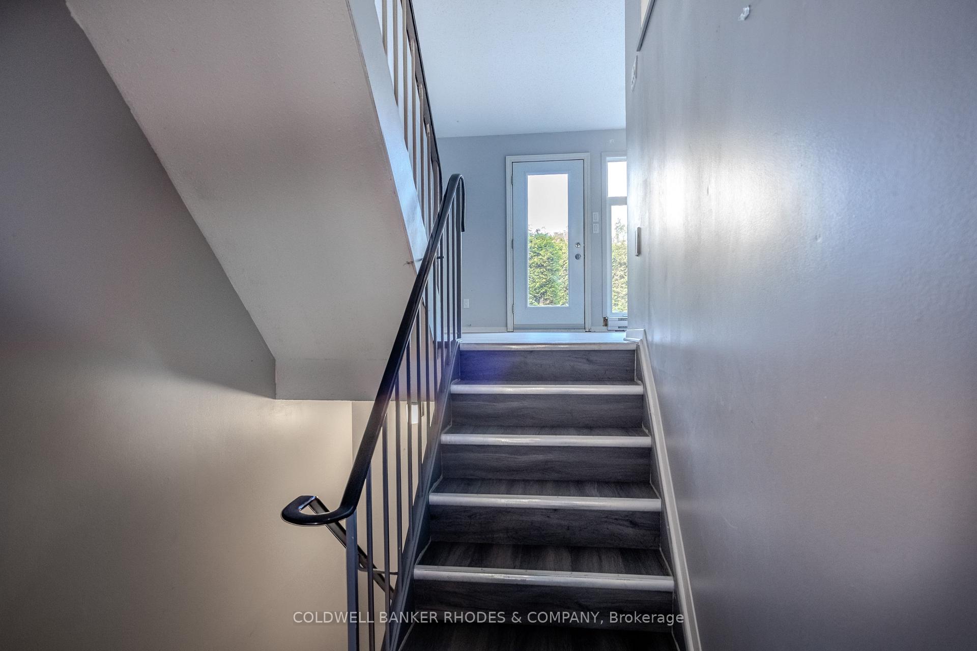 Photo 6 of Unit 41, 4 Reaney Court, Ottawa, Kanata - Beaverbrook — HOMEH