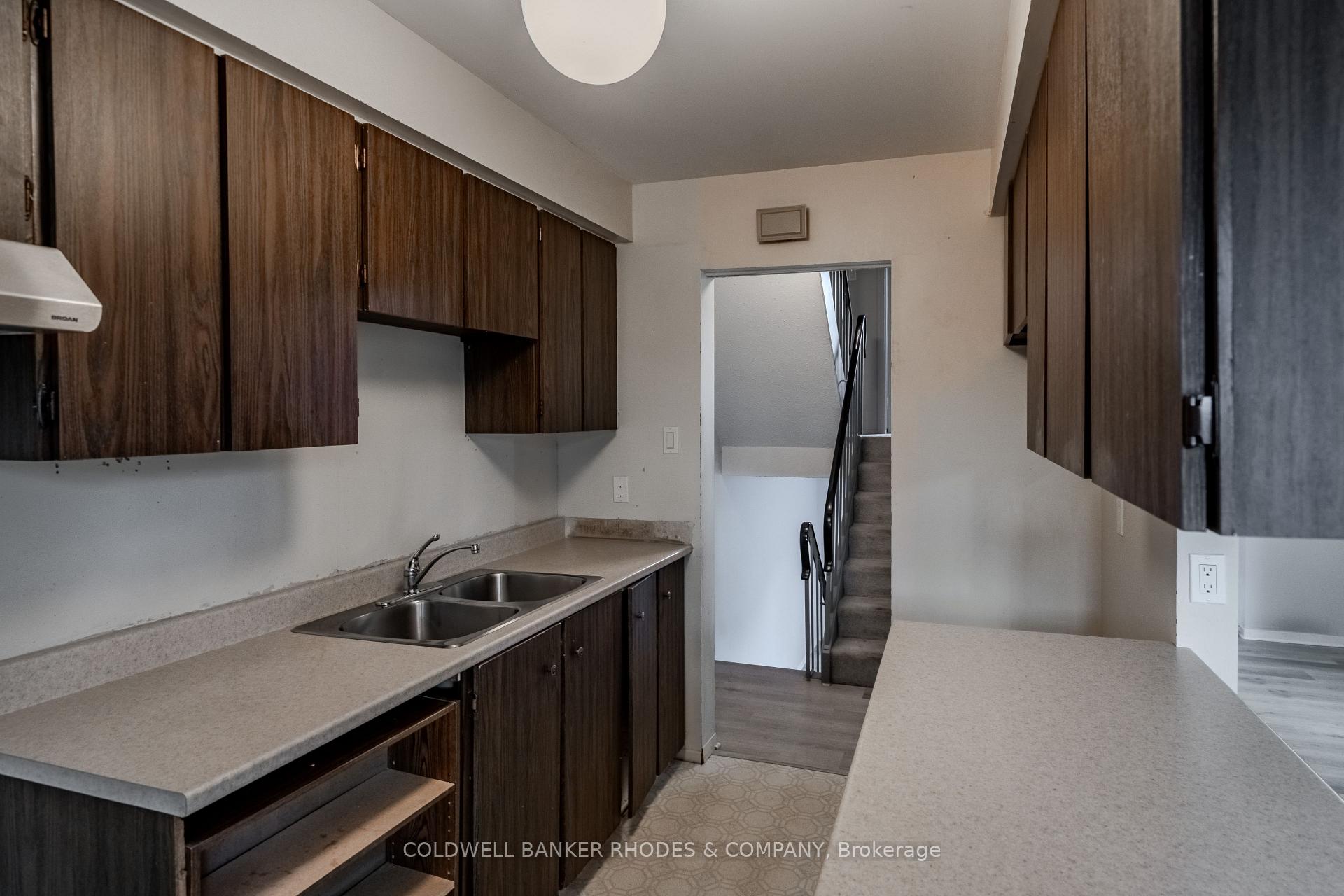 Photo 12 of Unit 41, 4 Reaney Court, Ottawa, Kanata - Beaverbrook — HOMEH