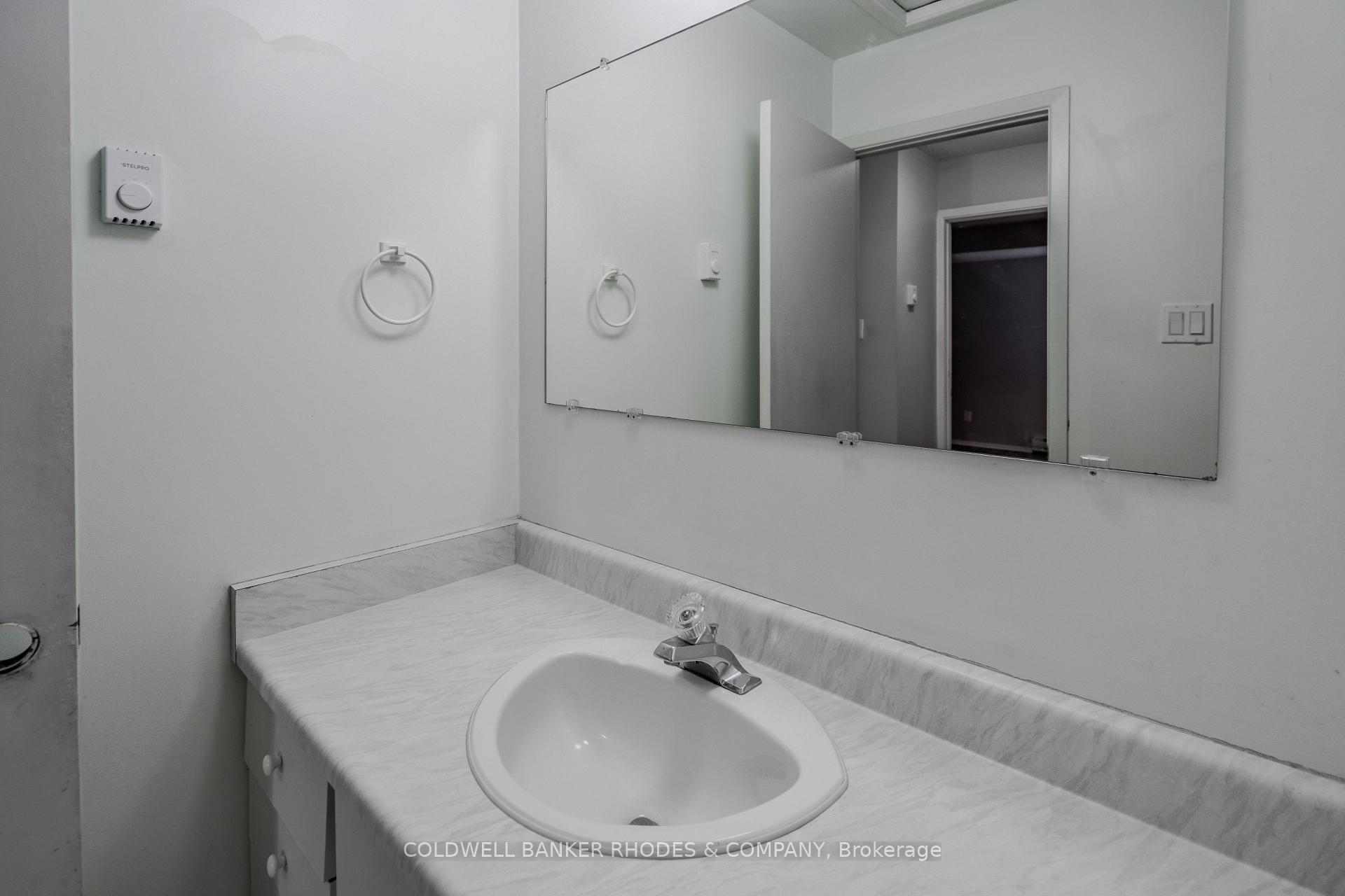 Photo 19 of Unit 41, 4 Reaney Court, Ottawa, Kanata - Beaverbrook — HOMEH