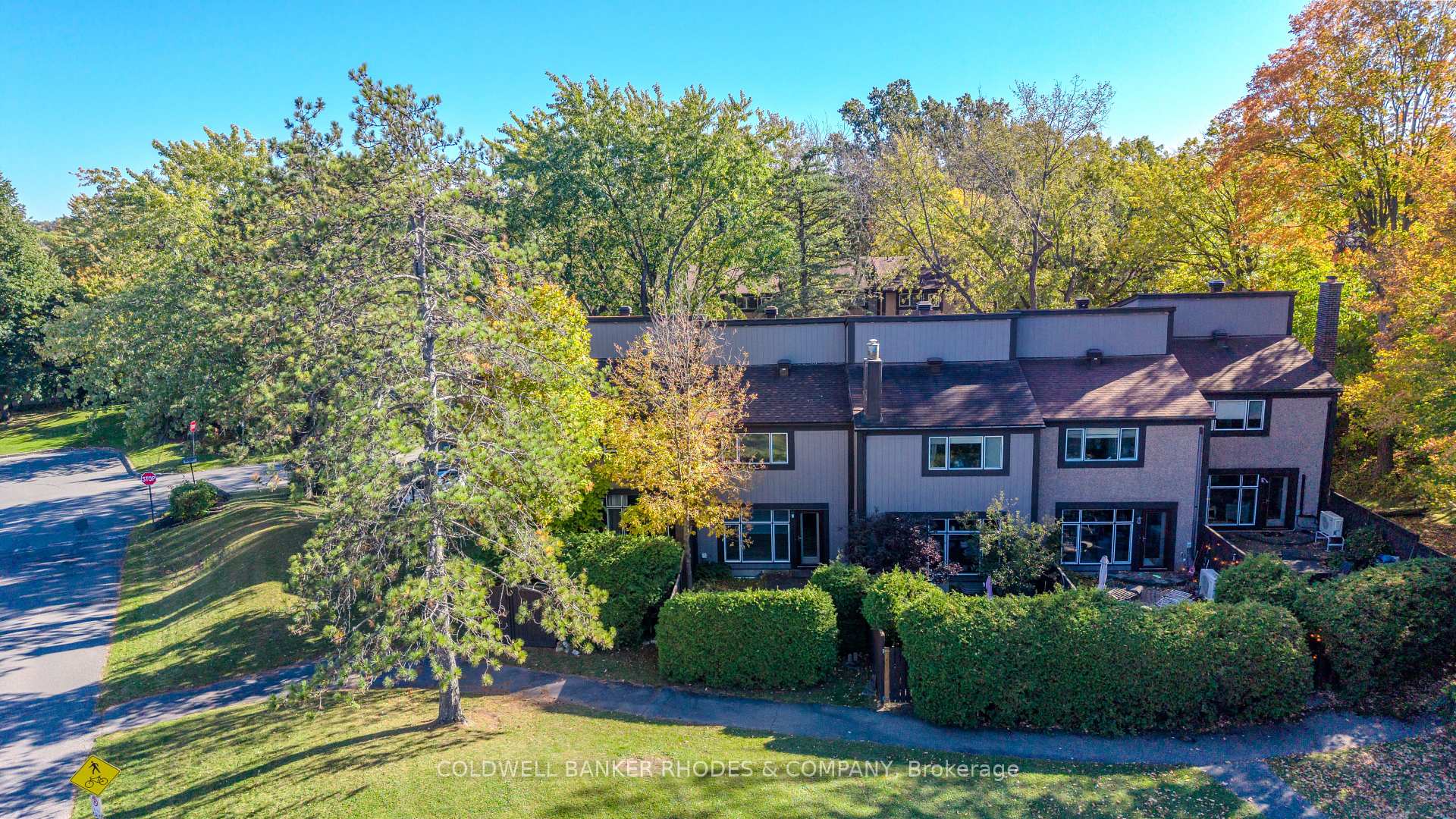 Photo 25 of Unit 41, 4 Reaney Court, Ottawa, Kanata - Beaverbrook — HOMEH