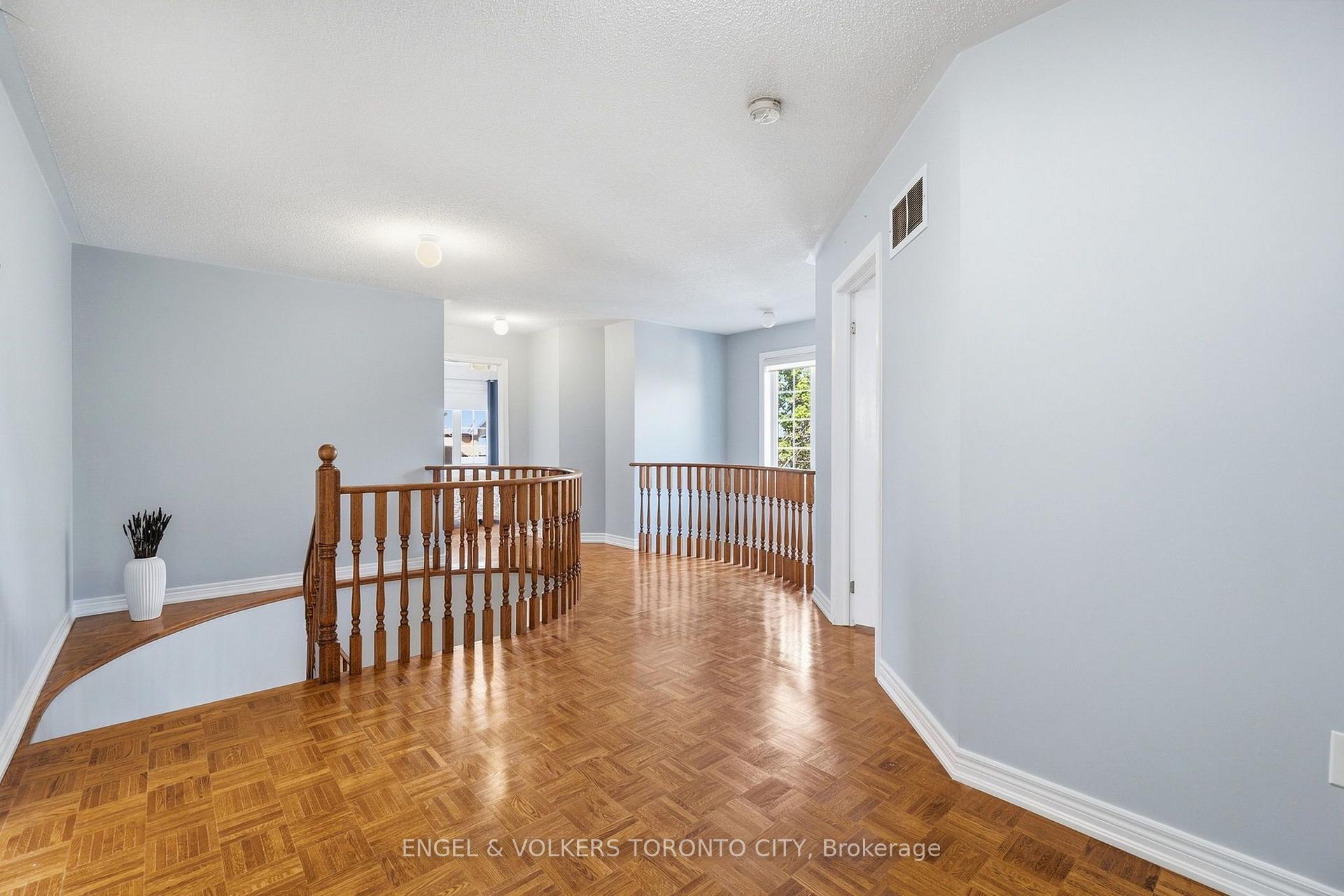 Photo 19 of 311 Maria Antonia Road, Vaughan, Vellore Village — HOMEH