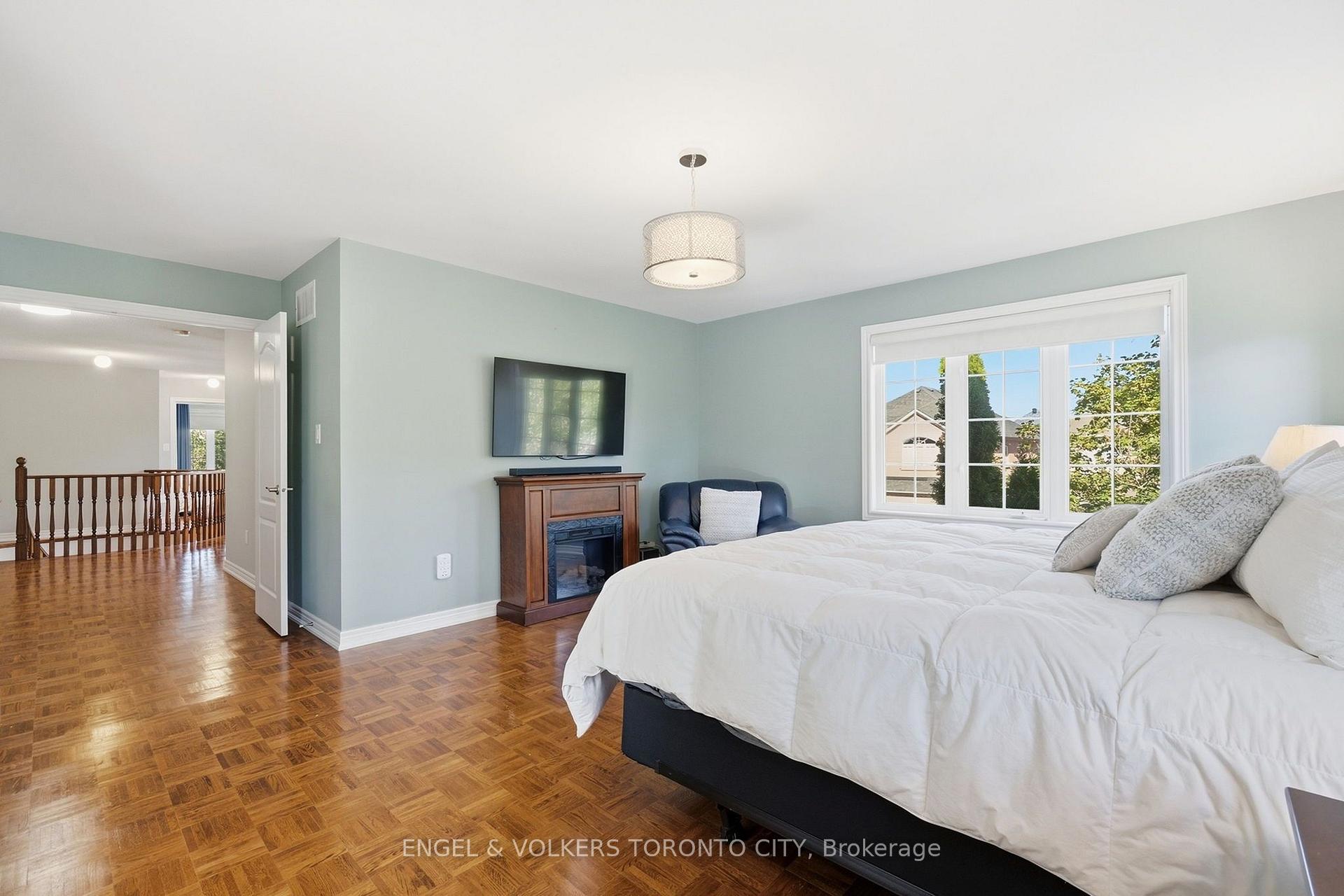Photo 21 of 311 Maria Antonia Road, Vaughan, Vellore Village — HOMEH