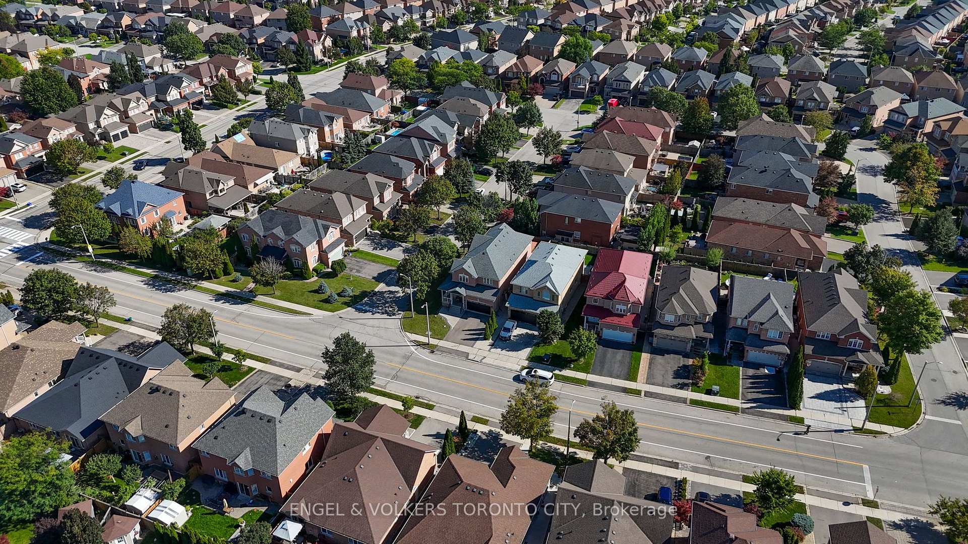 Photo 45 of 311 Maria Antonia Road, Vaughan, Vellore Village — HOMEH