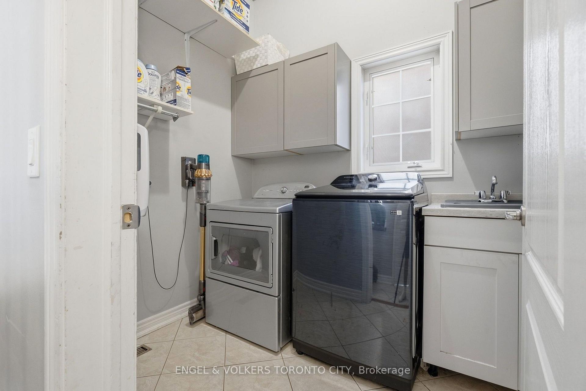 Photo 18 of 311 Maria Antonia Road, Vaughan, Vellore Village — HOMEH