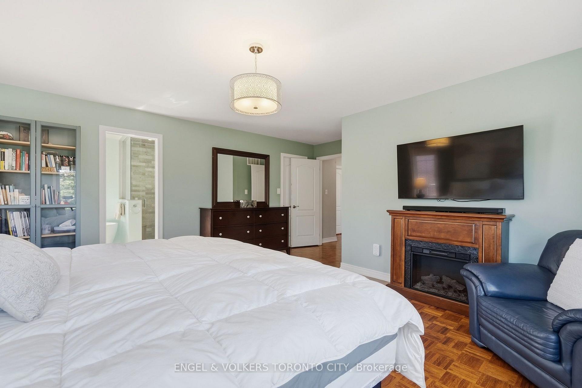 Photo 22 of 311 Maria Antonia Road, Vaughan, Vellore Village — HOMEH