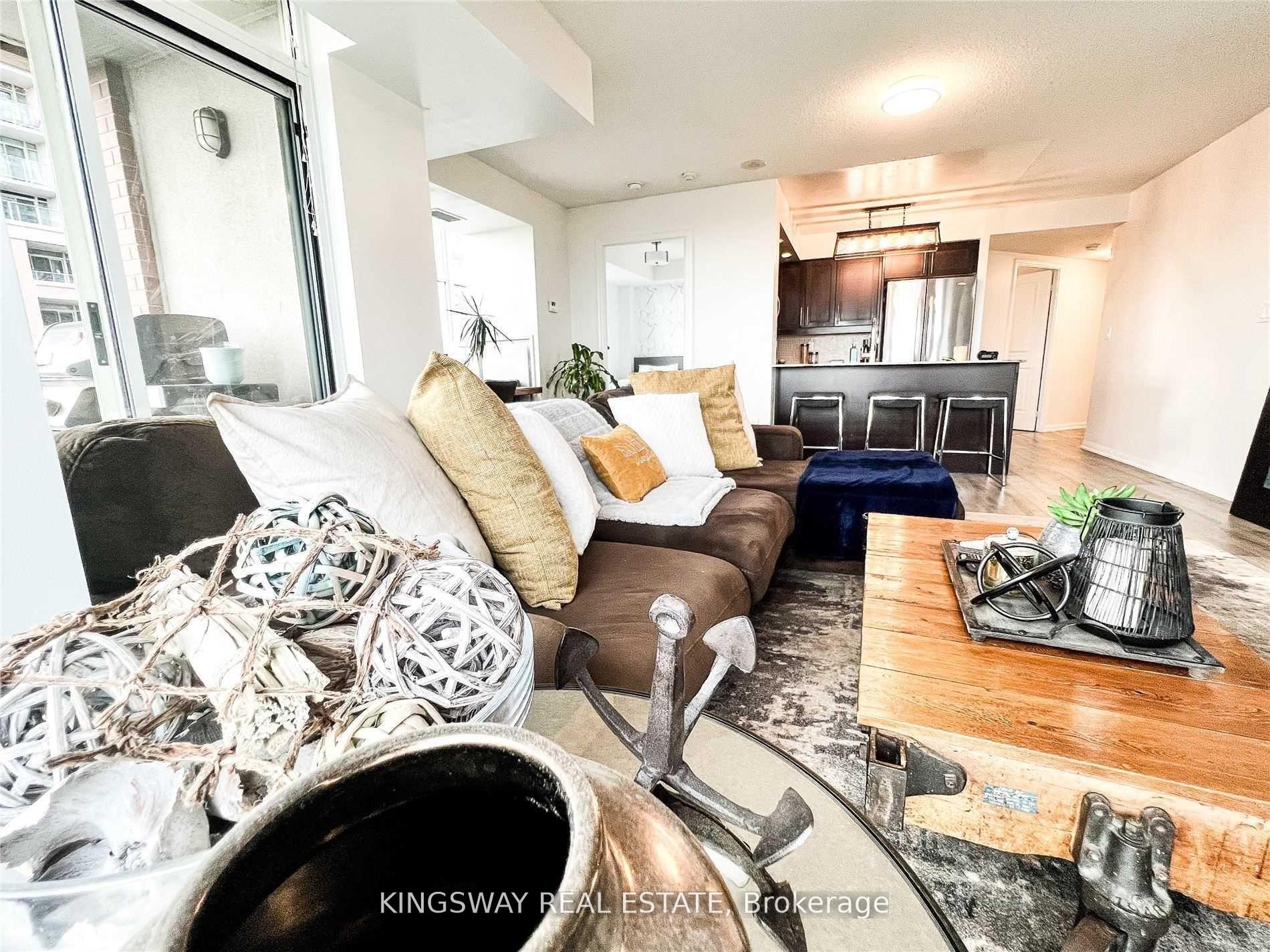 Photo 6 of Unit 805, 65 East Liberty Street, Toronto, Niagara — HOMEH