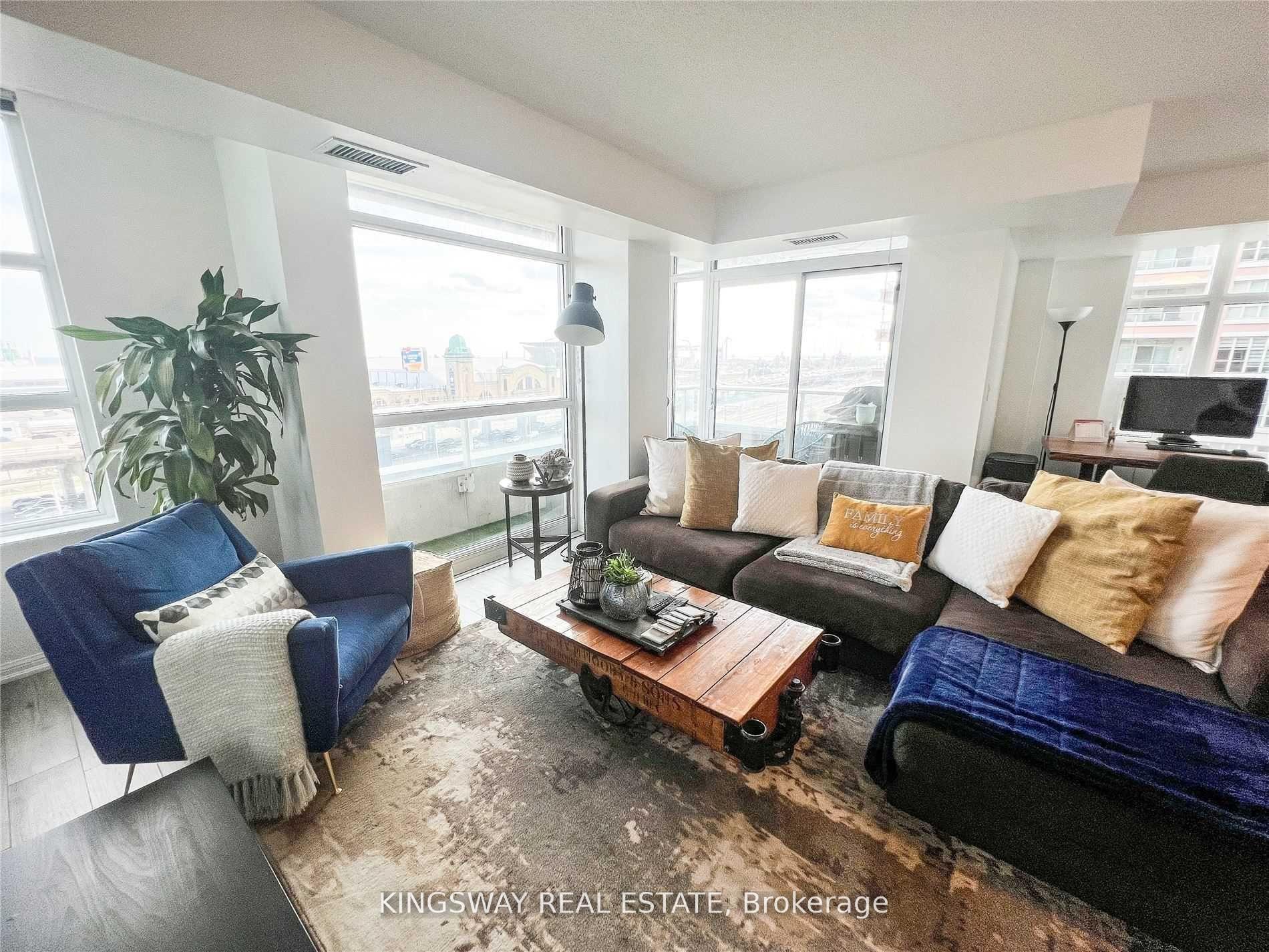 Photo 10 of Unit 805, 65 East Liberty Street, Toronto, Niagara — HOMEH