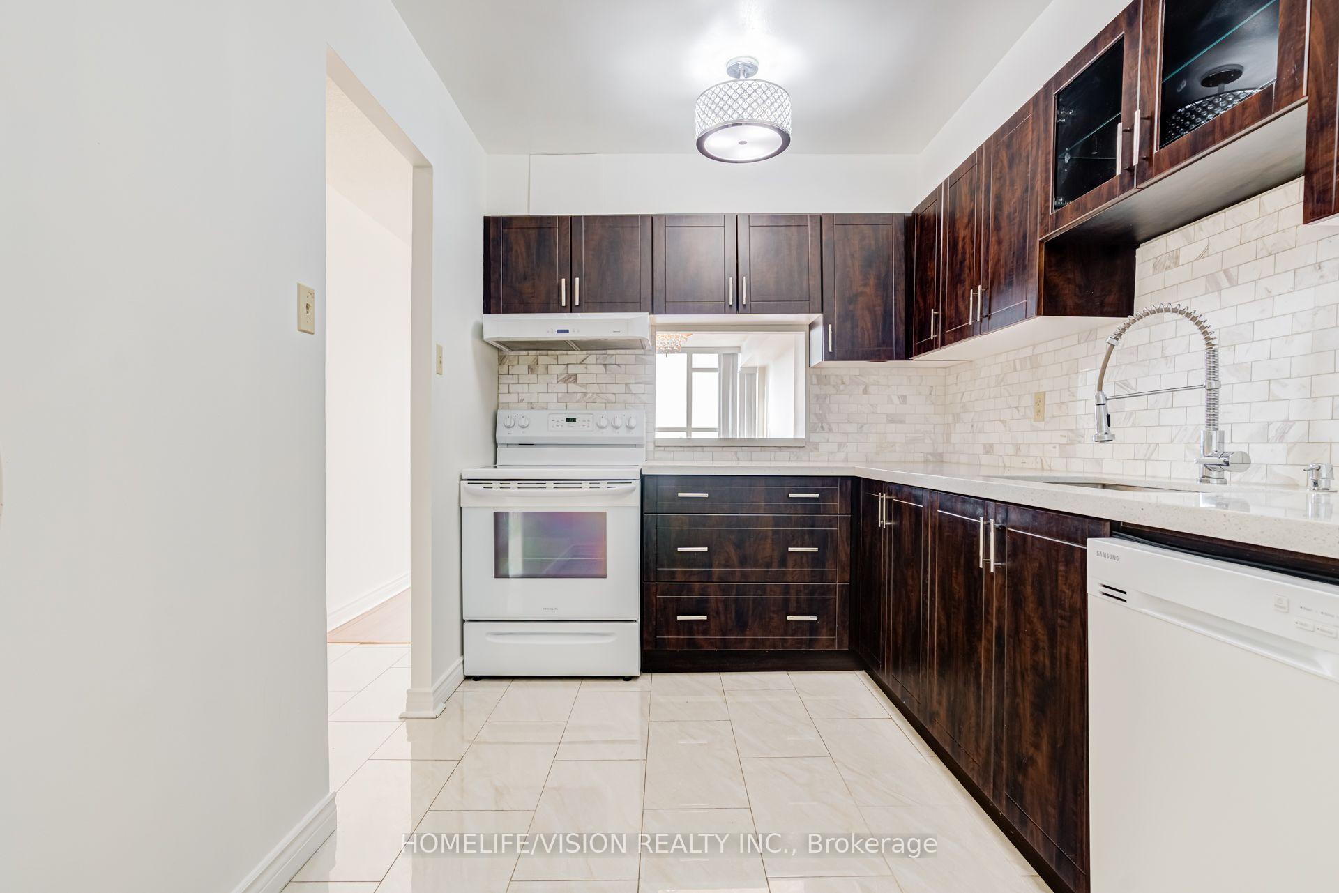 Photo 8 of Unit 1207, 2365 Kennedy Road, Scarborough, Agincourt South-Malvern West — HOMEH