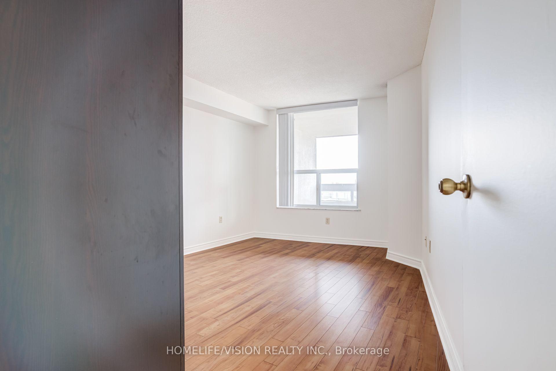 Photo 18 of Unit 1207, 2365 Kennedy Road, Scarborough, Agincourt South-Malvern West — HOMEH