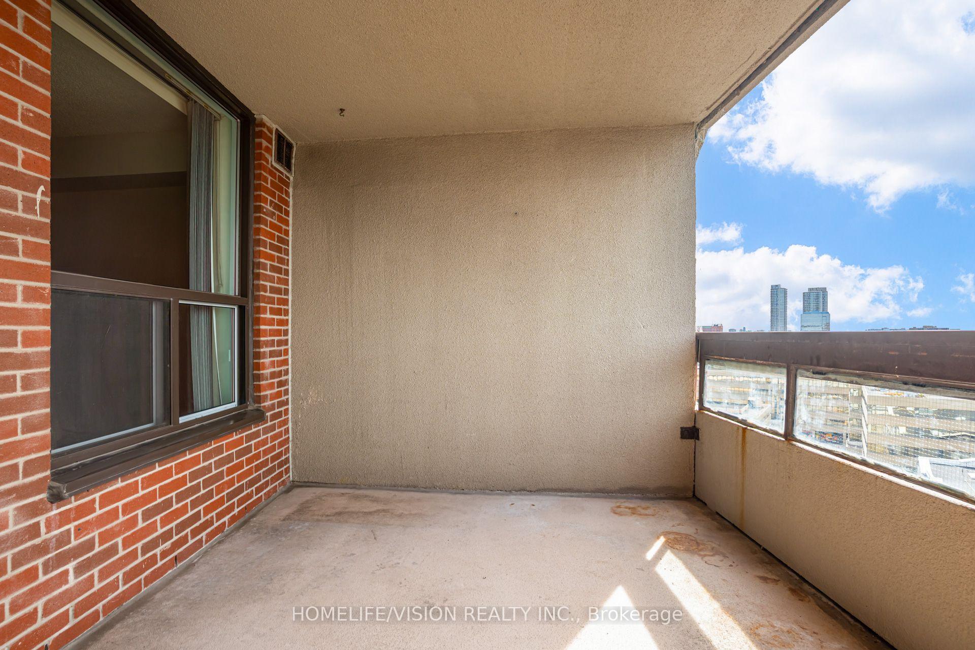 Photo 32 of Unit 1207, 2365 Kennedy Road, Scarborough, Agincourt South-Malvern West — HOMEH