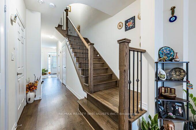 Photo 13 of 326 Bonnieglen Farm Boulevard, Caledon, Rural Caledon — HOMEH