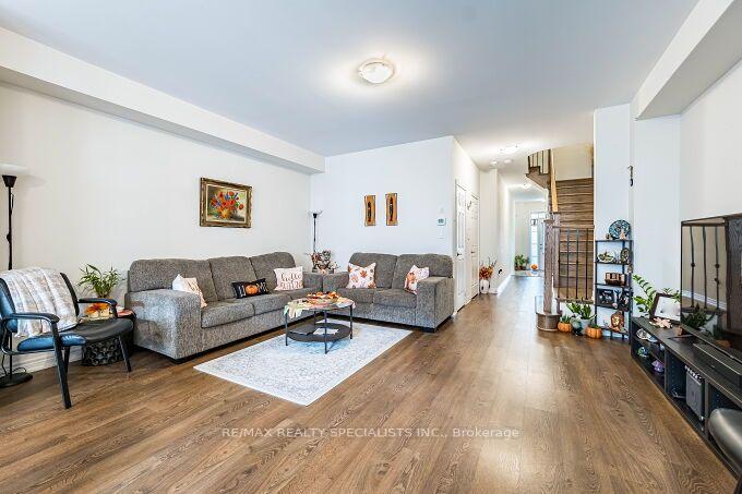 Photo 17 of 326 Bonnieglen Farm Boulevard, Caledon, Rural Caledon — HOMEH