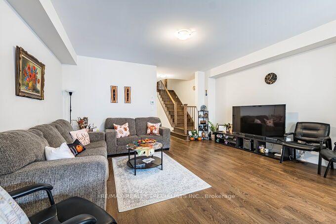 Photo 18 of 326 Bonnieglen Farm Boulevard, Caledon, Rural Caledon — HOMEH