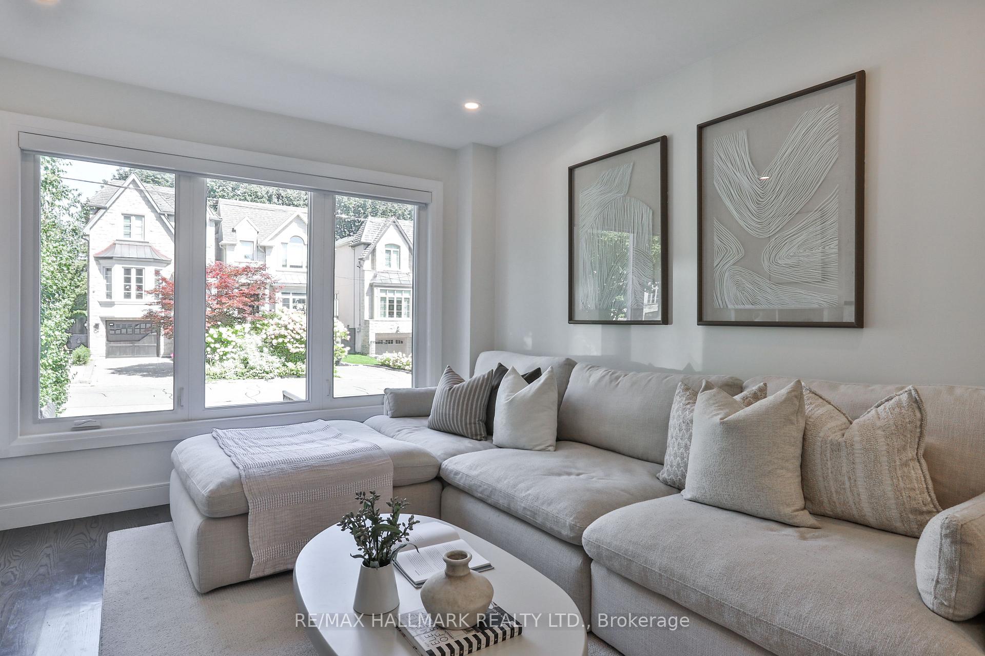 Photo 7 of 163 Roe Avenue, Toronto, Bedford Park-Nortown — HOMEH