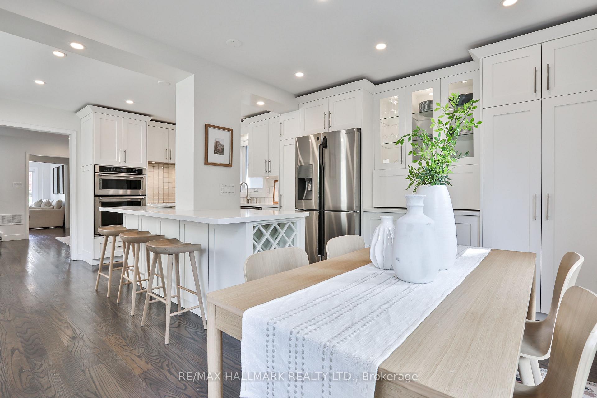 Photo 17 of 163 Roe Avenue, Toronto, Bedford Park-Nortown — HOMEH