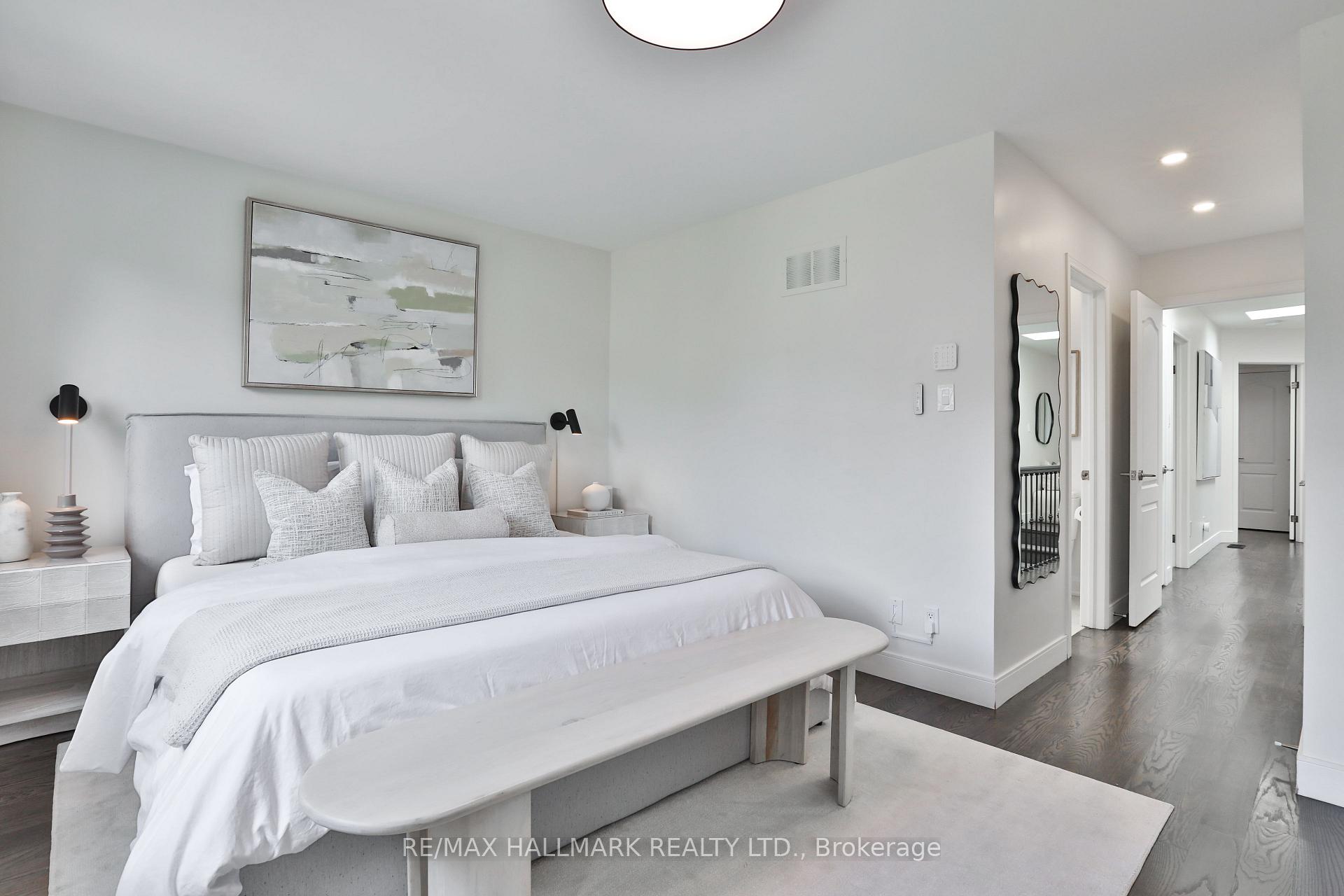 Photo 22 of 163 Roe Avenue, Toronto, Bedford Park-Nortown — HOMEH