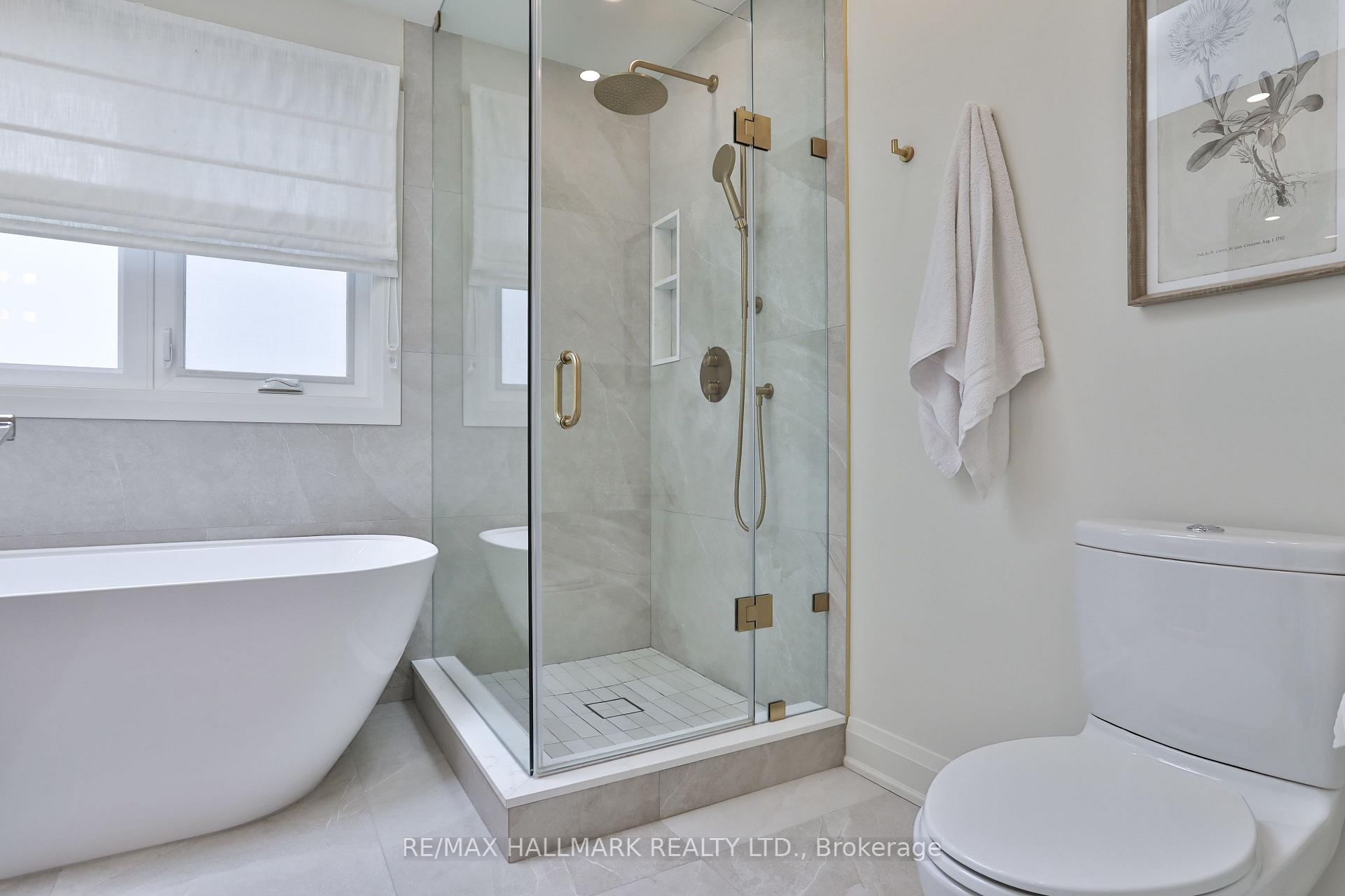 Photo 24 of 163 Roe Avenue, Toronto, Bedford Park-Nortown — HOMEH