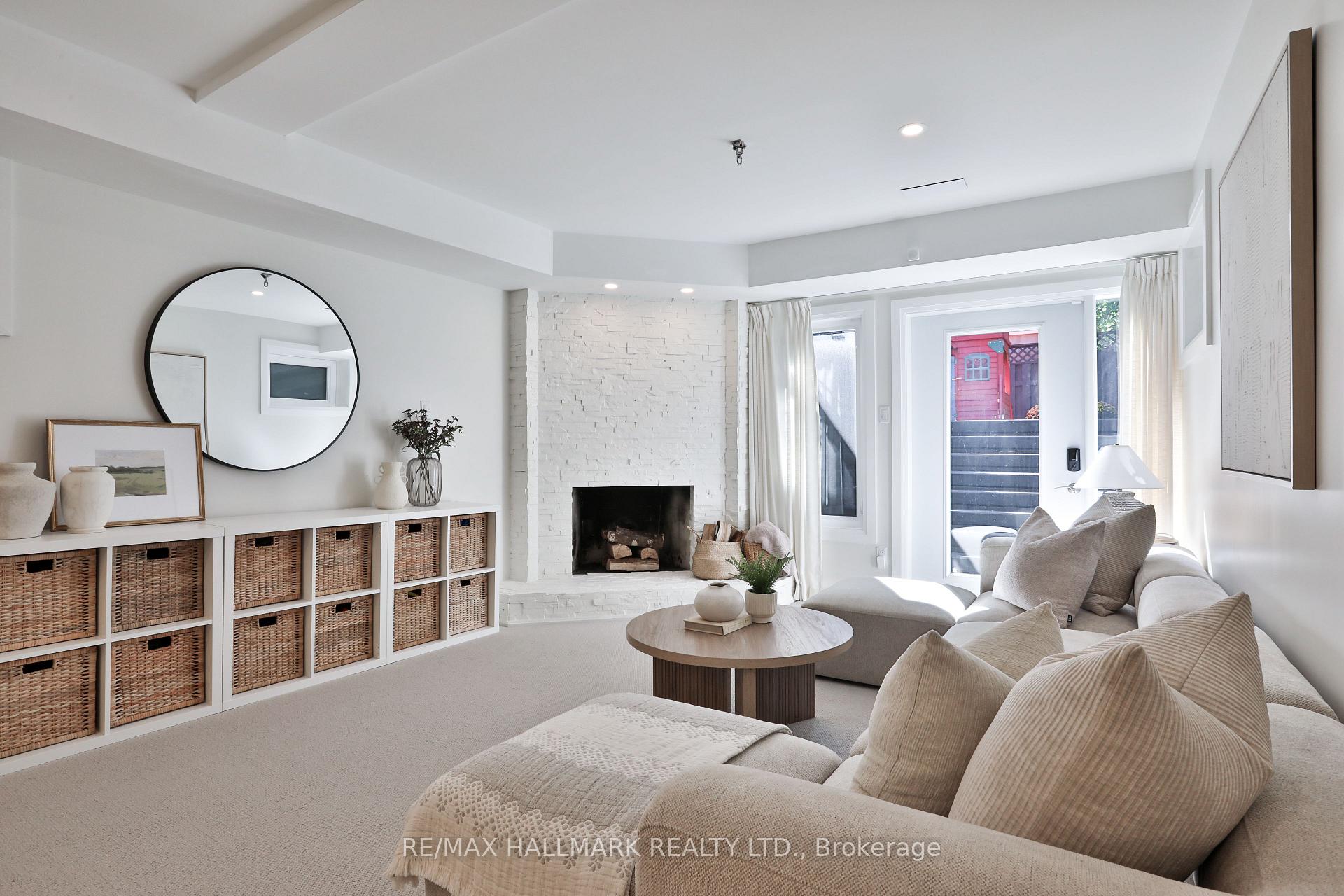 Photo 33 of 163 Roe Avenue, Toronto, Bedford Park-Nortown — HOMEH