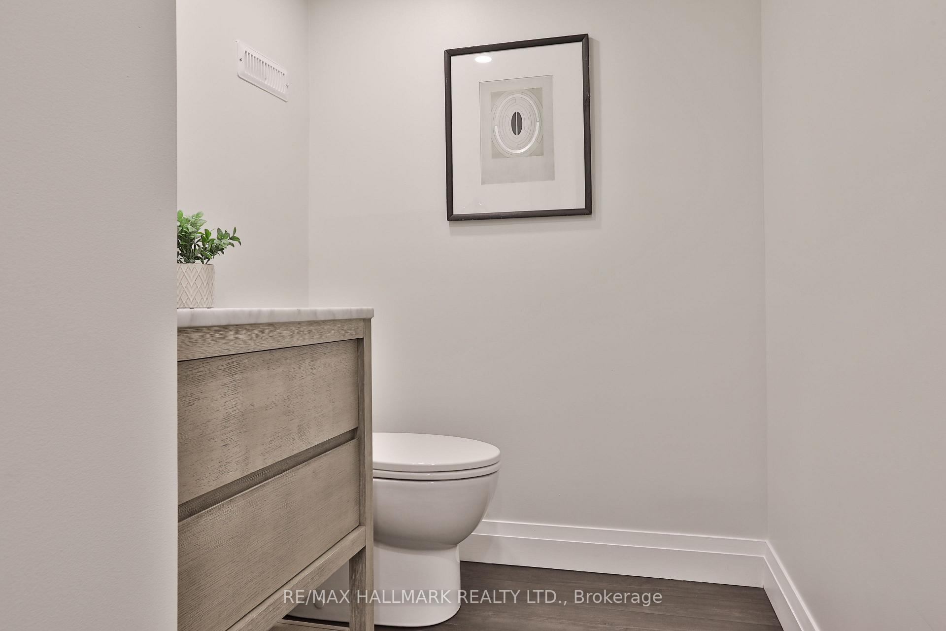 Photo 36 of 163 Roe Avenue, Toronto, Bedford Park-Nortown — HOMEH