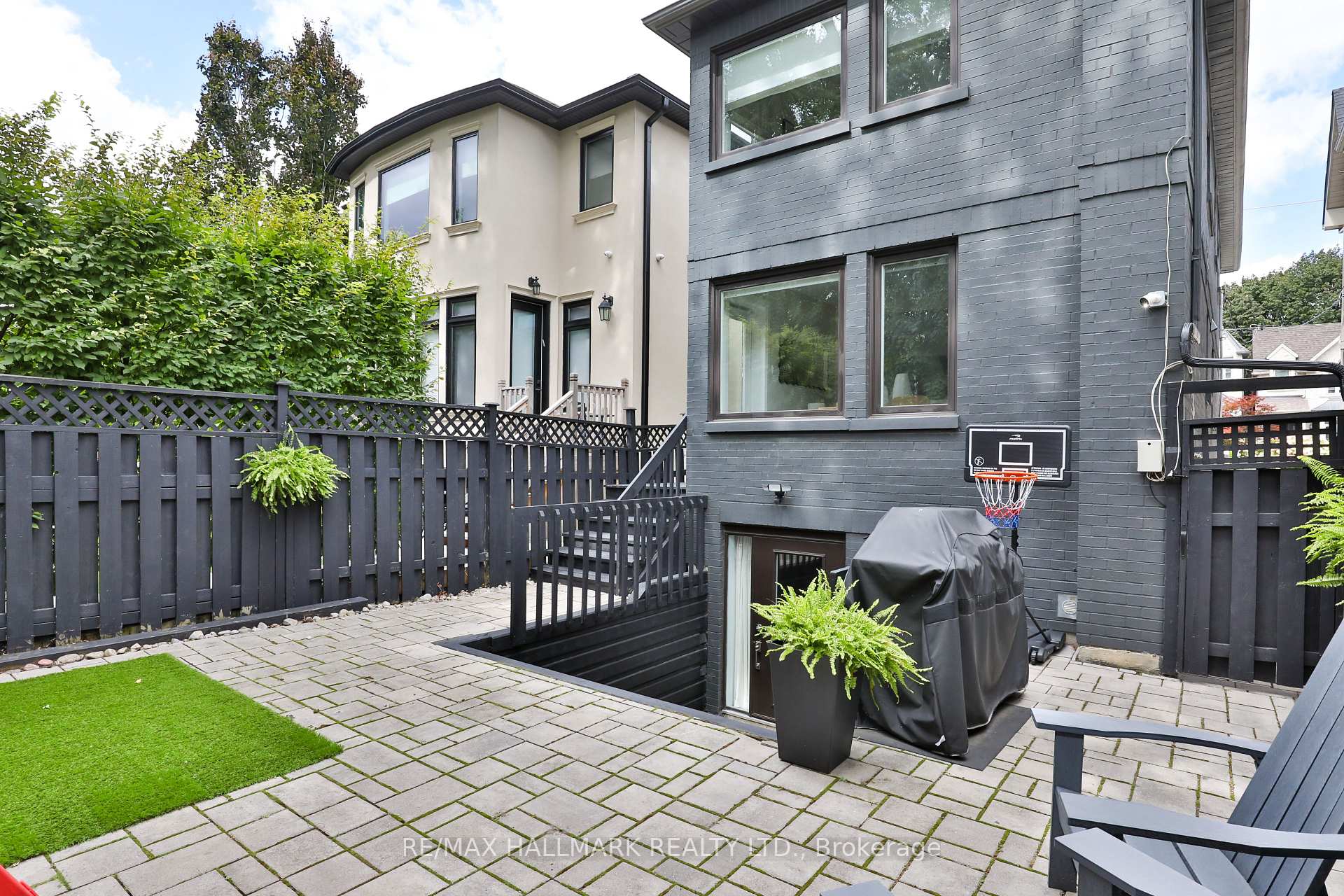 Photo 41 of 163 Roe Avenue, Toronto, Bedford Park-Nortown — HOMEH