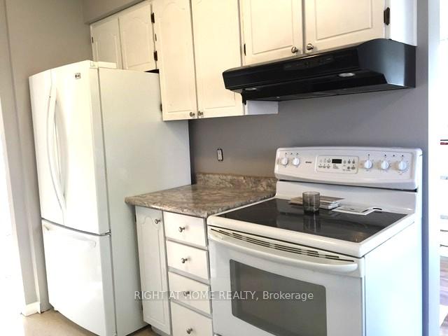 Photo 3 of 23 Carlton Road, Barrie, Cundles East — HOMEH