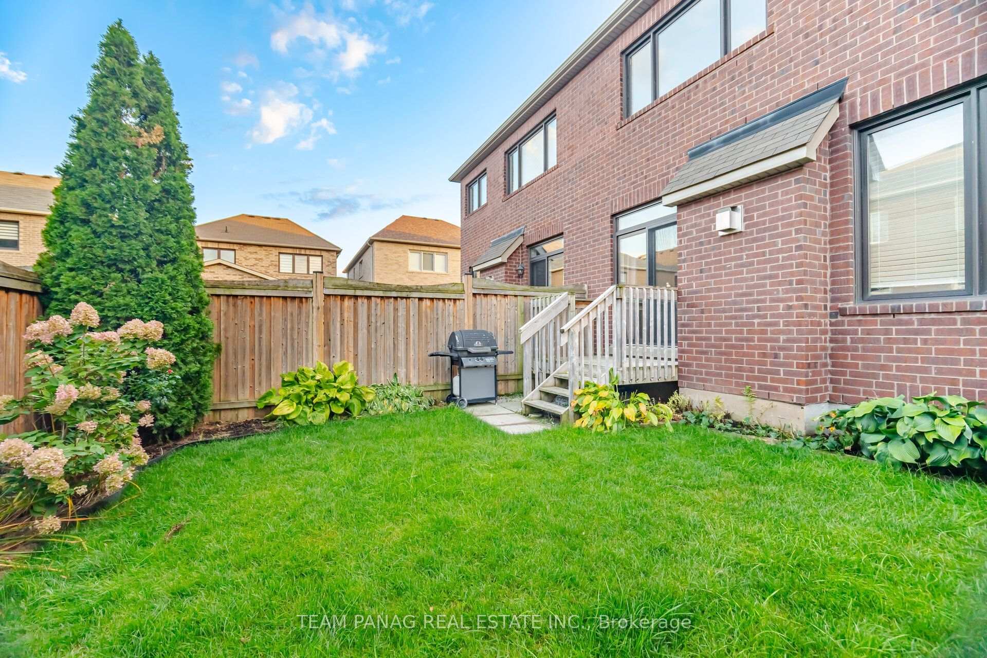 Photo 44 of 5 Andretti Crescent, Brampton, Credit Valley — HOMEH