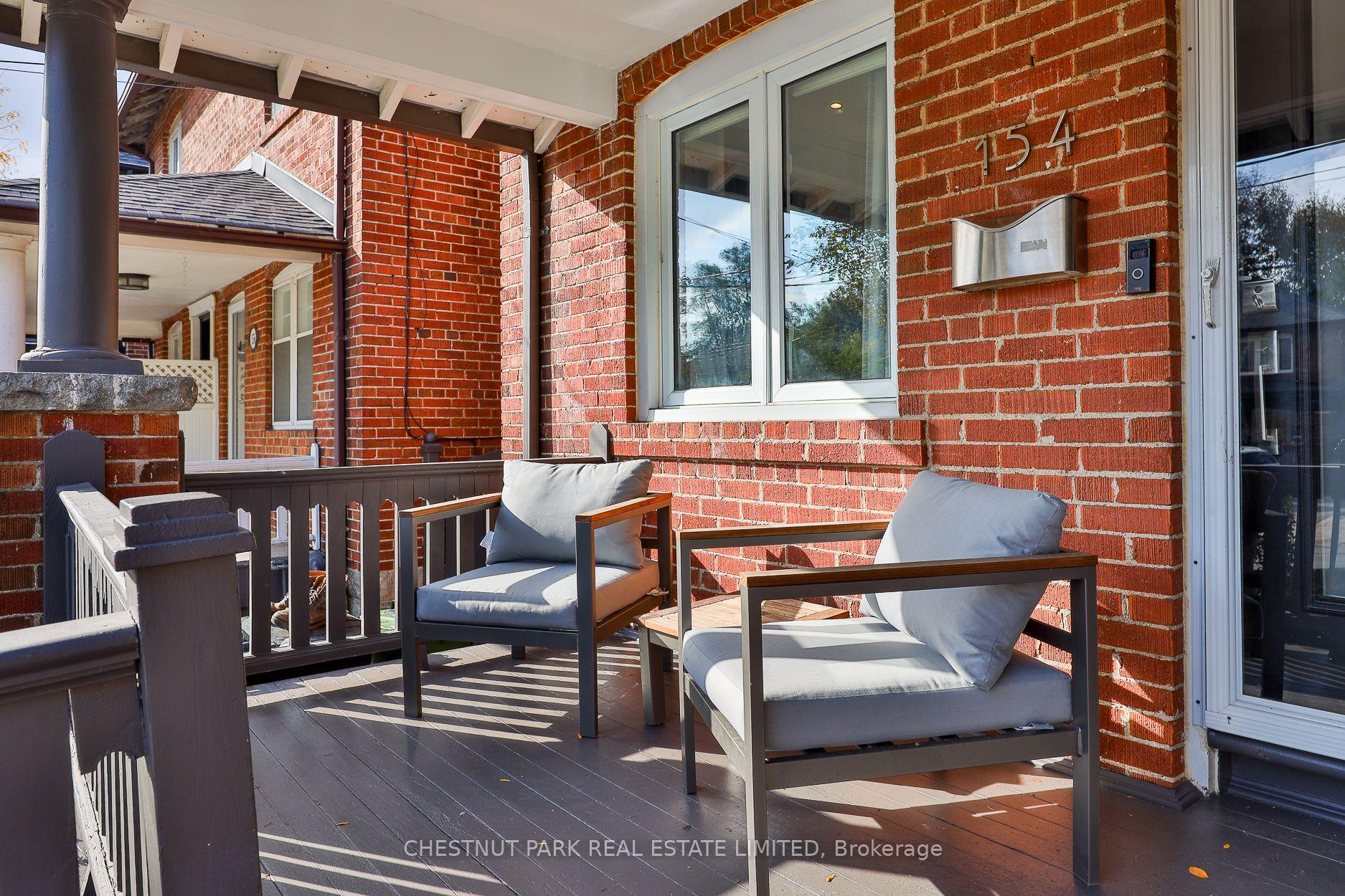 Photo 3 of 154 Fairlawn Avenue, Toronto, Lawrence Park North — HOMEH