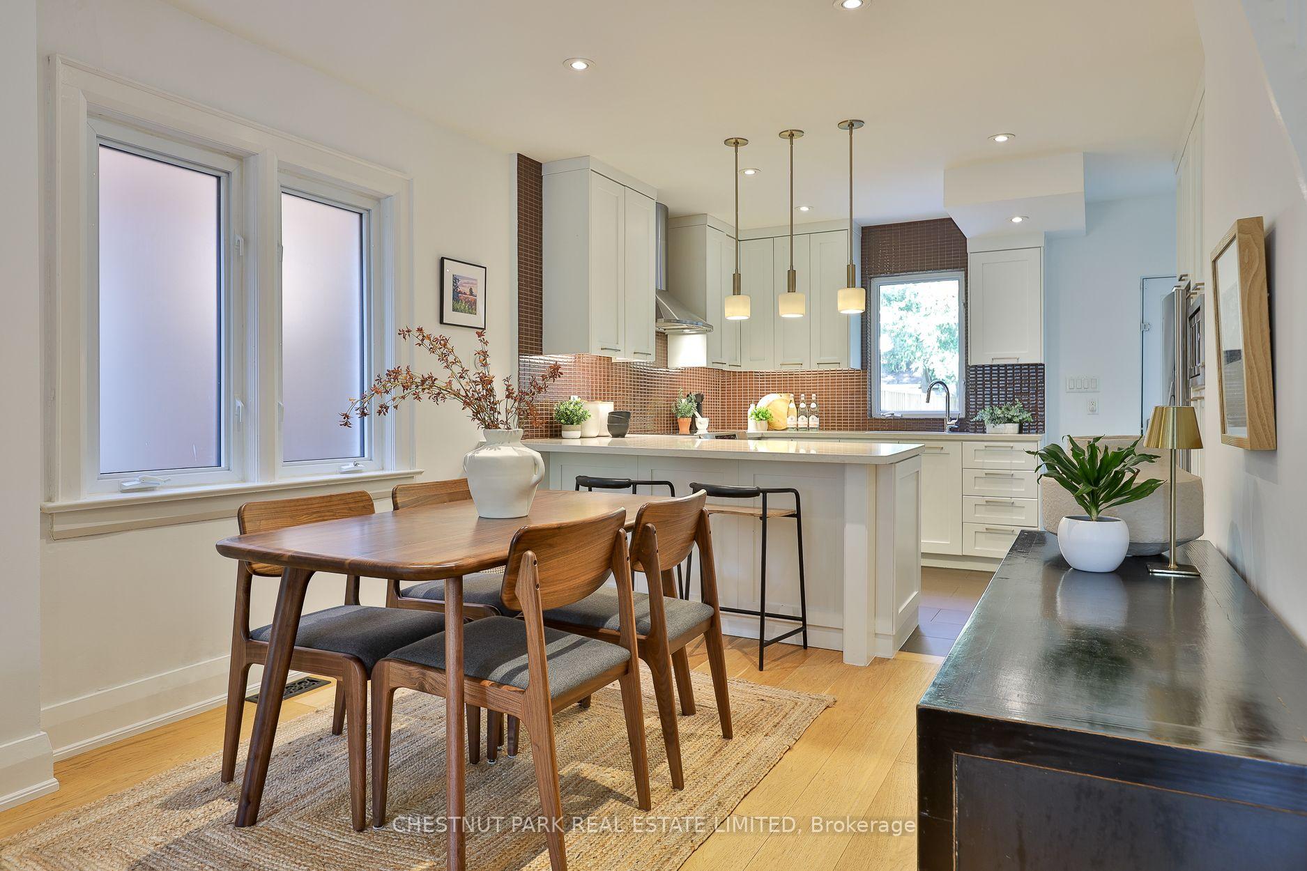 Photo 11 of 154 Fairlawn Avenue, Toronto, Lawrence Park North — HOMEH