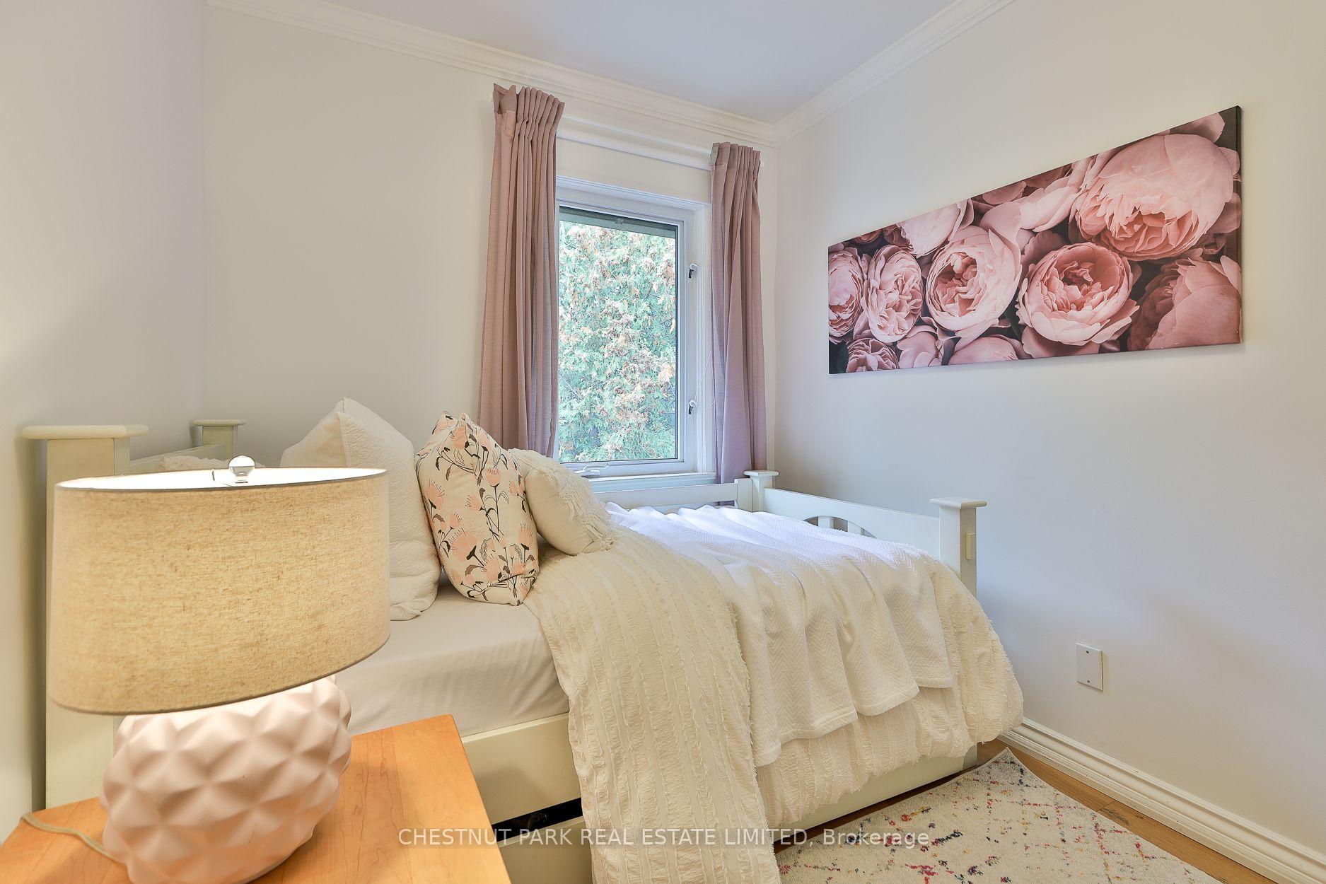 Photo 24 of 154 Fairlawn Avenue, Toronto, Lawrence Park North — HOMEH