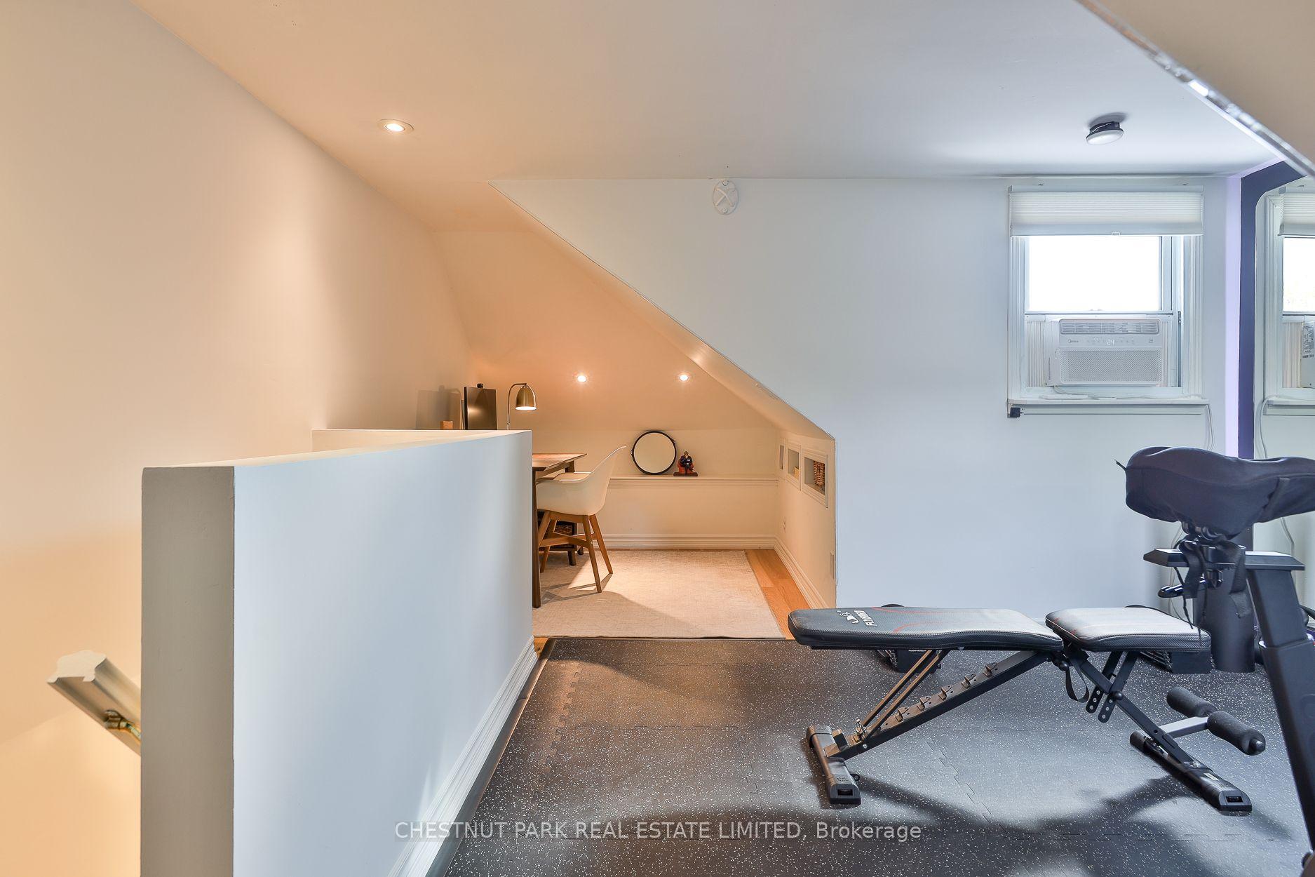 Photo 32 of 154 Fairlawn Avenue, Toronto, Lawrence Park North — HOMEH