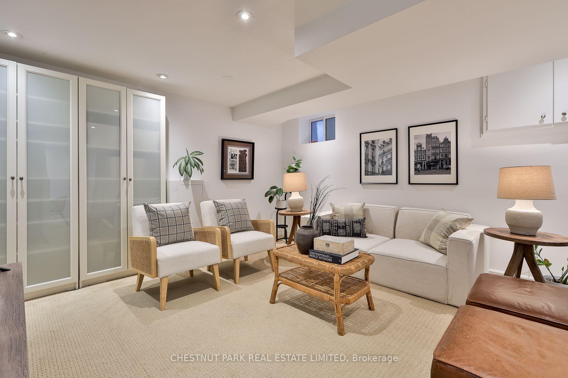 Photo 34 of 154 Fairlawn Avenue, Toronto, Lawrence Park North — HOMEH