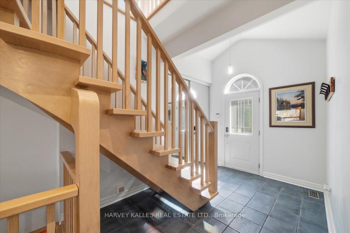 Photo 5 of 72 Walmer Road, Richmond Hill, North Richvale — HOMEH