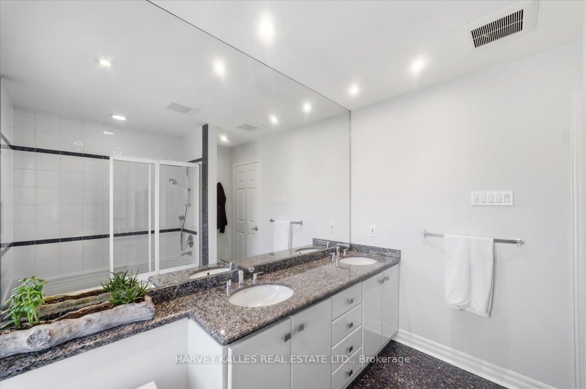 Photo 25 of 72 Walmer Road, Richmond Hill, North Richvale — HOMEH
