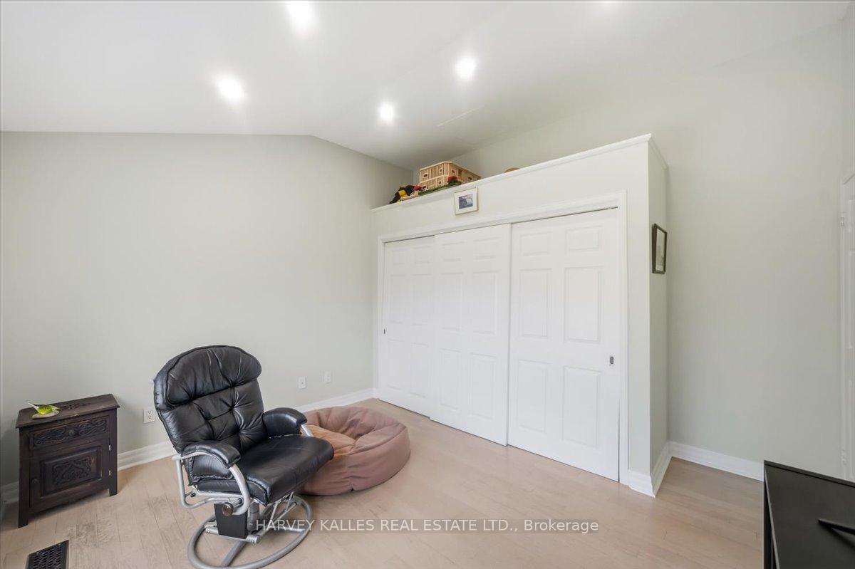 Photo 27 of 72 Walmer Road, Richmond Hill, North Richvale — HOMEH