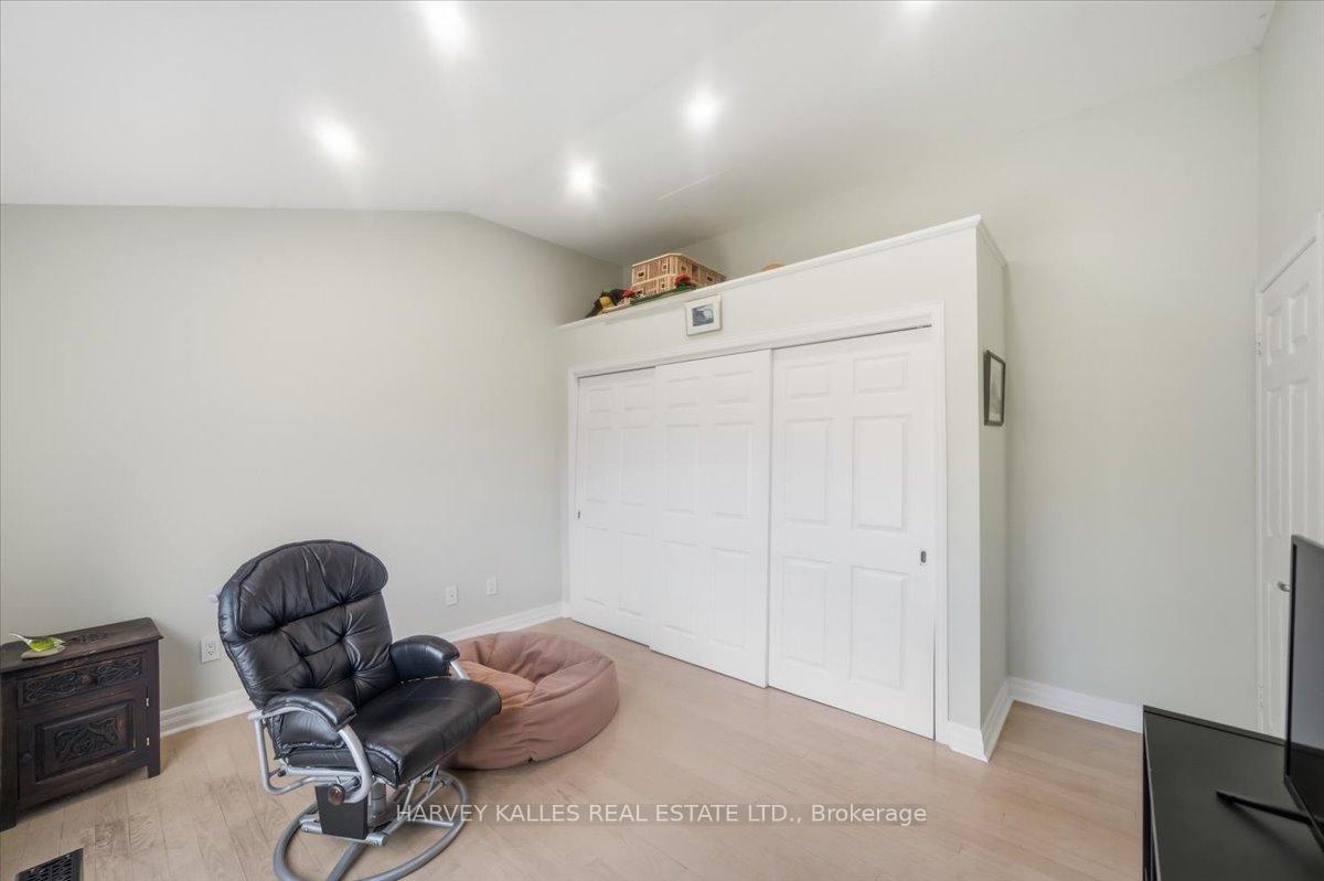 Photo 30 of 72 Walmer Road, Richmond Hill, North Richvale — HOMEH