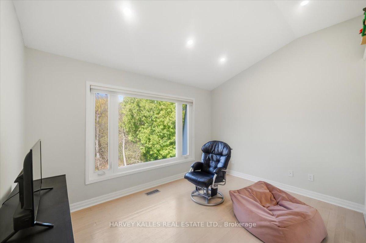 Photo 31 of 72 Walmer Road, Richmond Hill, North Richvale — HOMEH