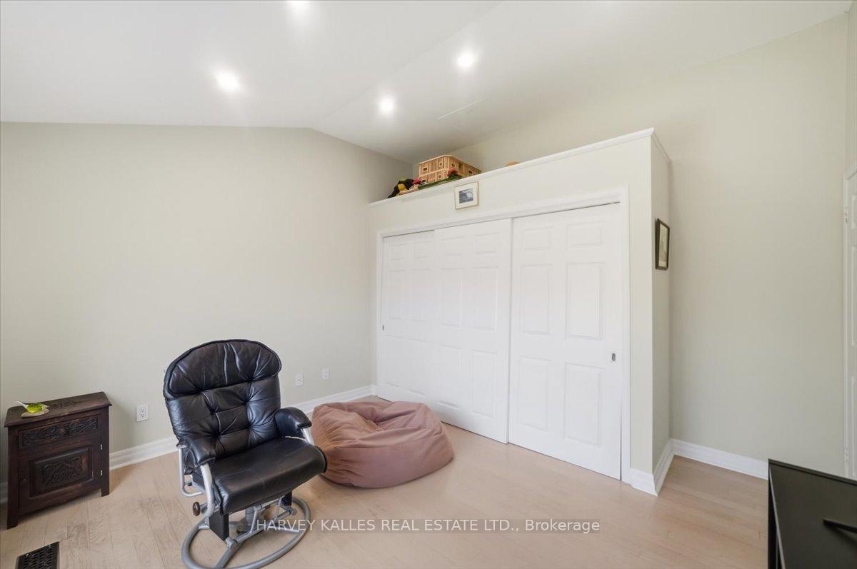 Photo 32 of 72 Walmer Road, Richmond Hill, North Richvale — HOMEH